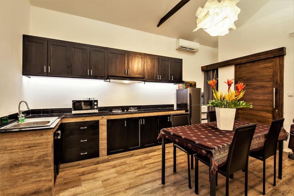 Sexy Nomad Luxury Studio, Kitchen & Wi-fi In Umalas *