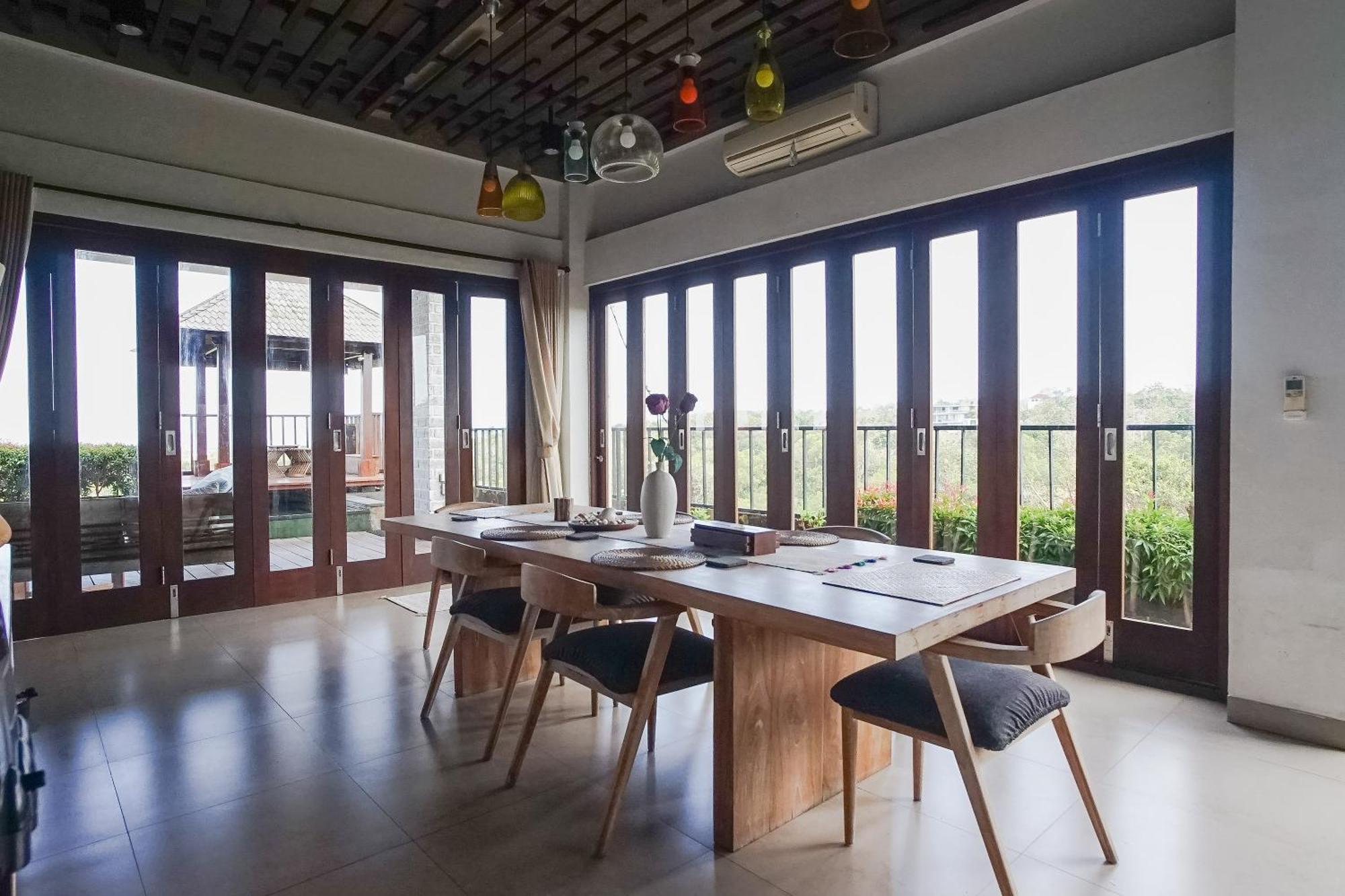 The Ocean Views Luxury & Villa