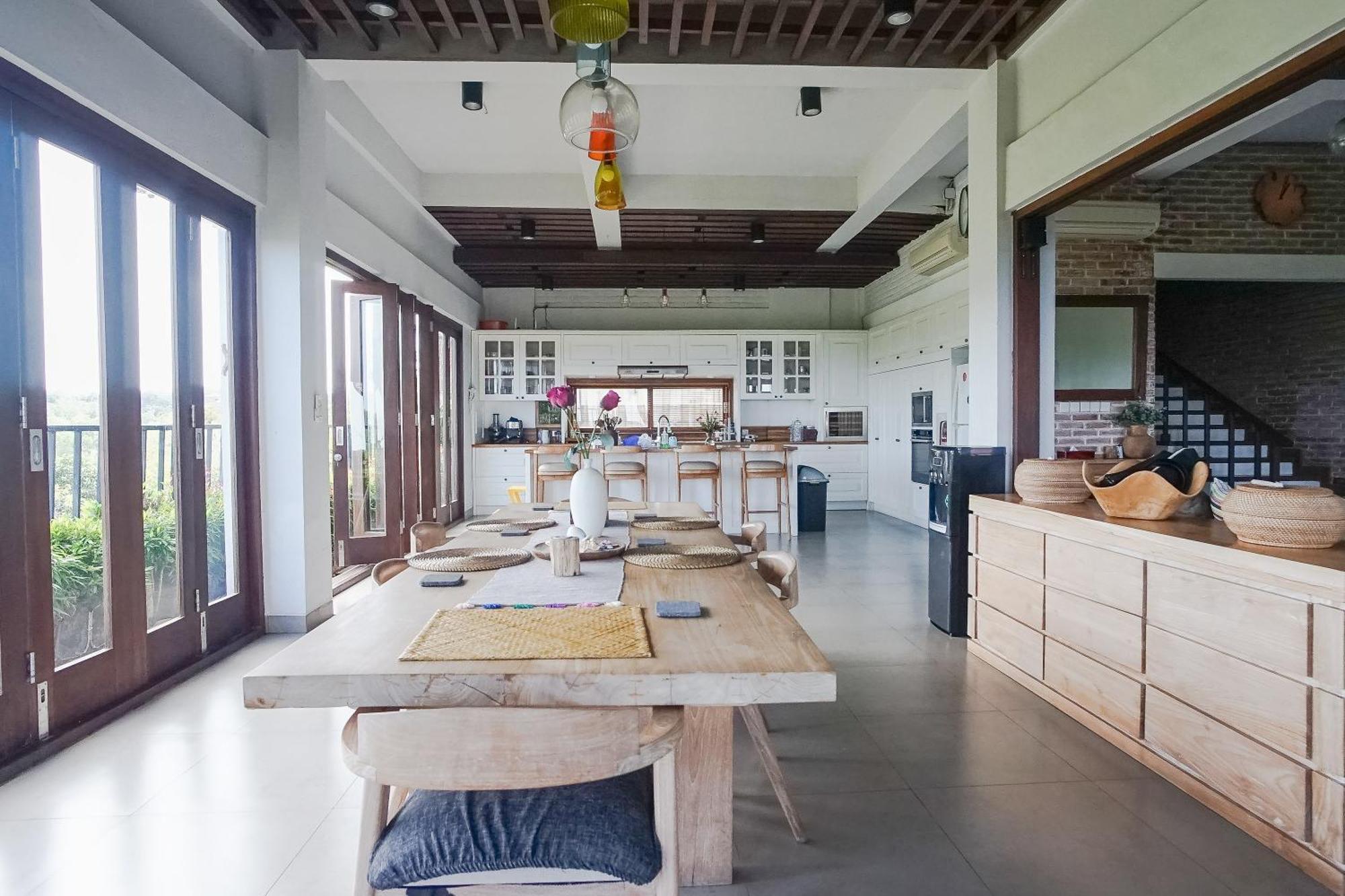 The Ocean Views Luxury &