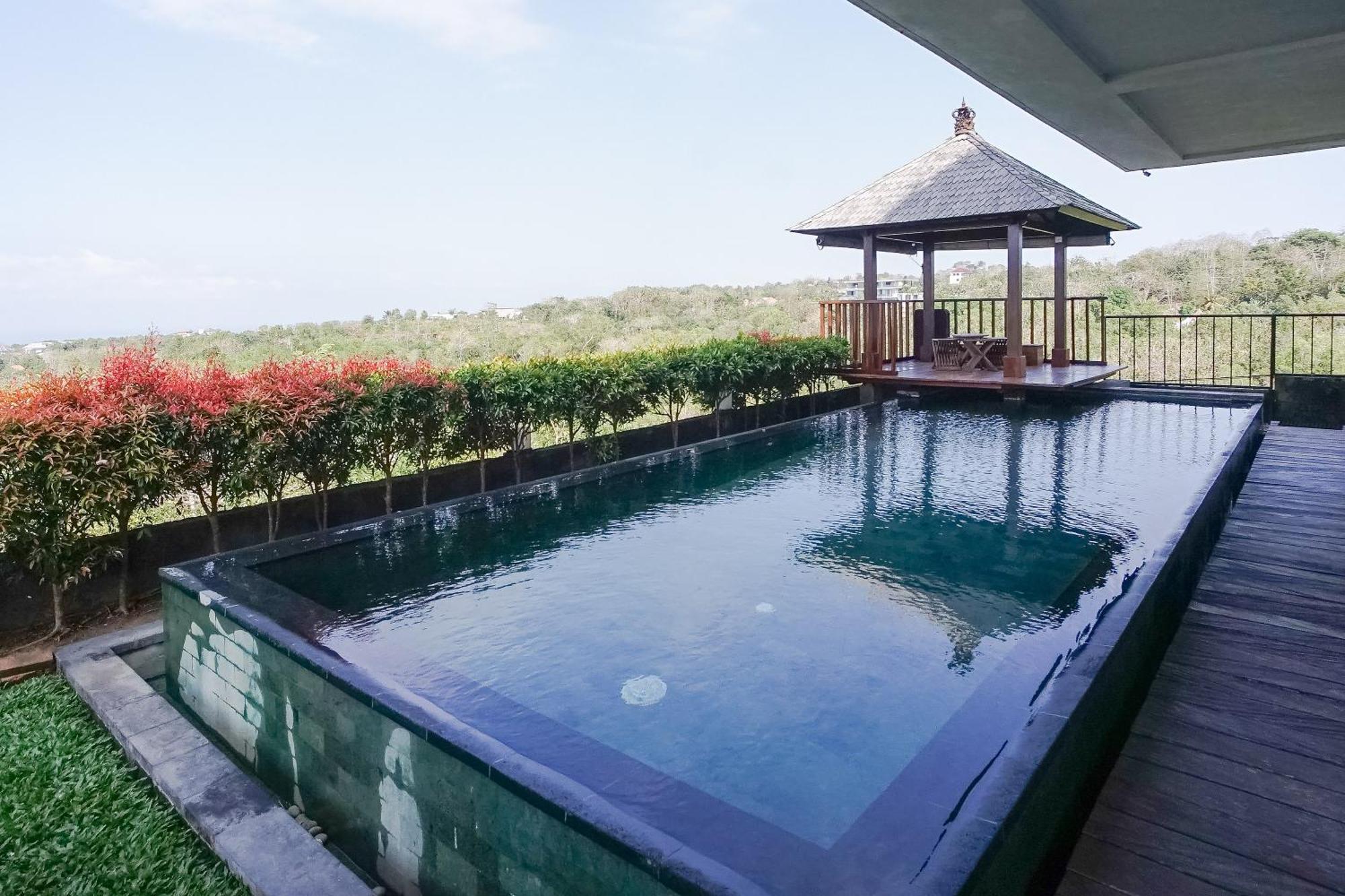 The Ocean Views Luxury & Villa Uluwatu (Bali)