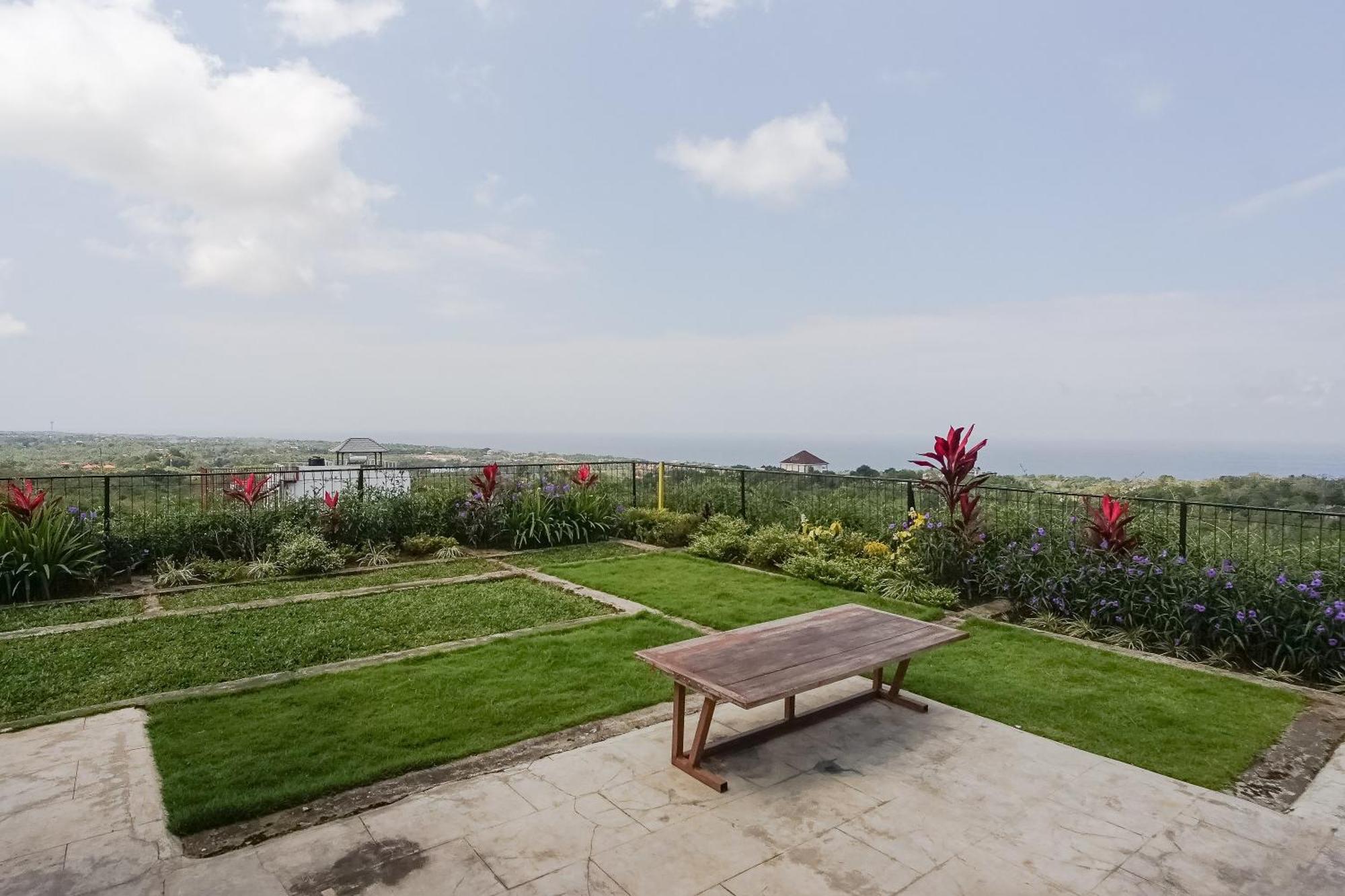 The Ocean Views Luxury & Villa