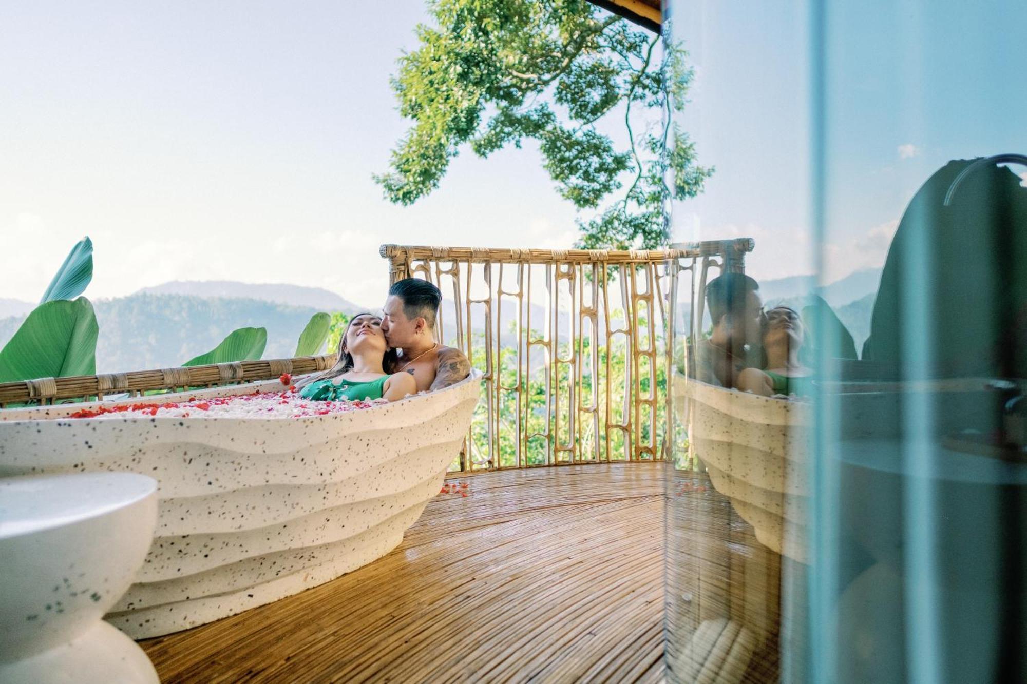 Dreamy Cliffside Bamboo With Pool And View Klungkung