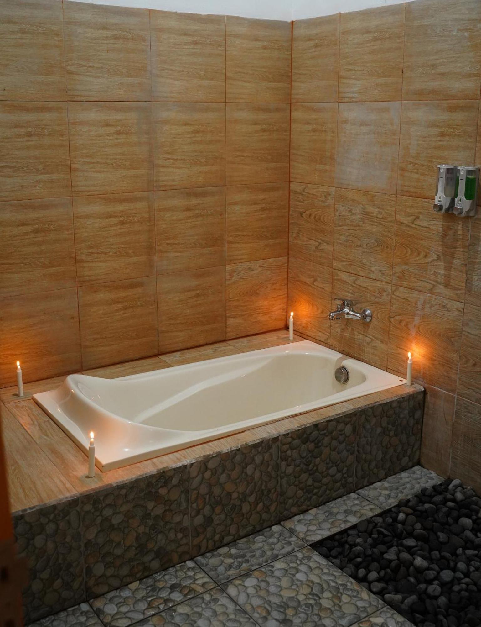 Wahyu Masari Guest house 2*