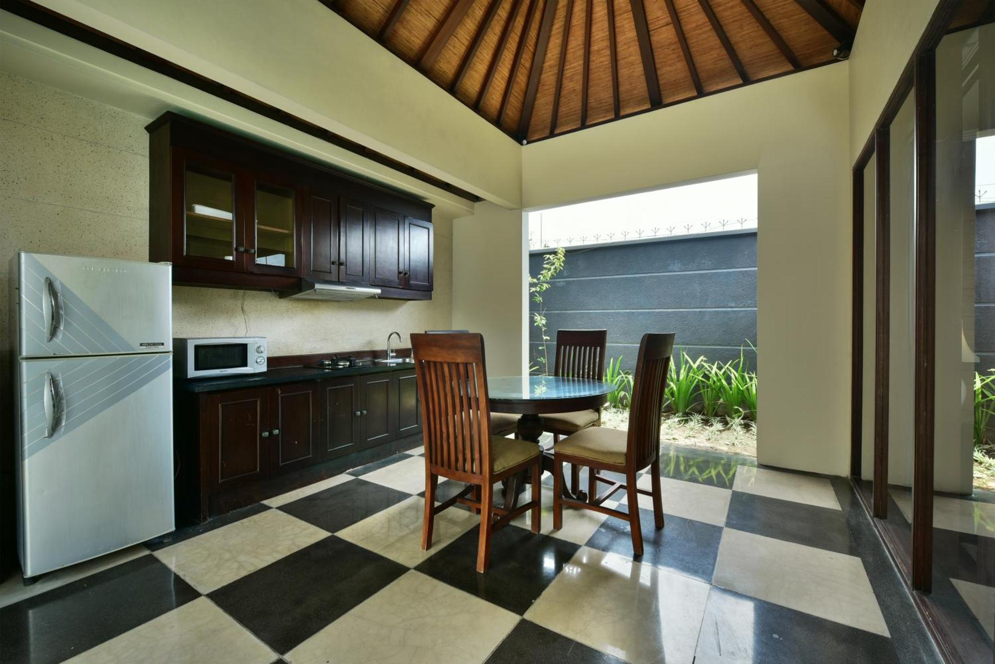 The Khayangan Dreams Villa, Villa *