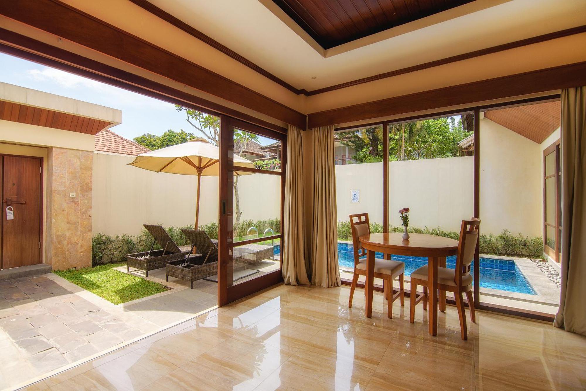 Champlung Sari & Hotel 4*