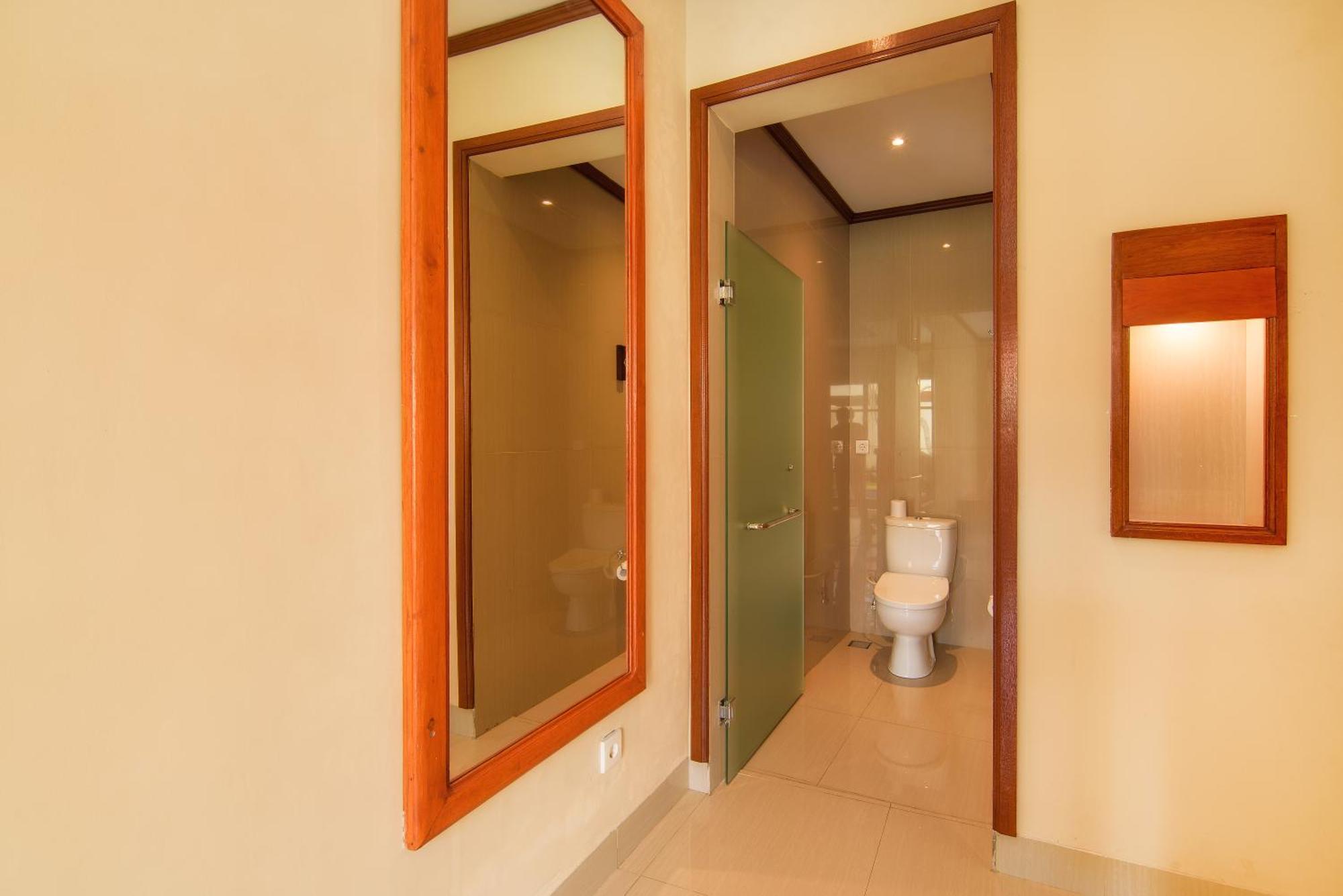 Champlung Sari & Hotel 4*