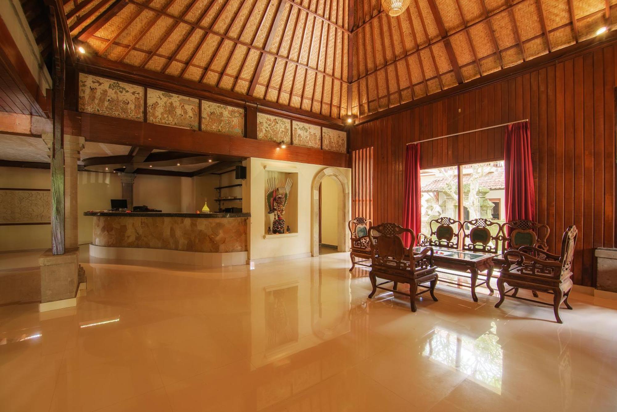 Champlung Sari & Hotel 4*