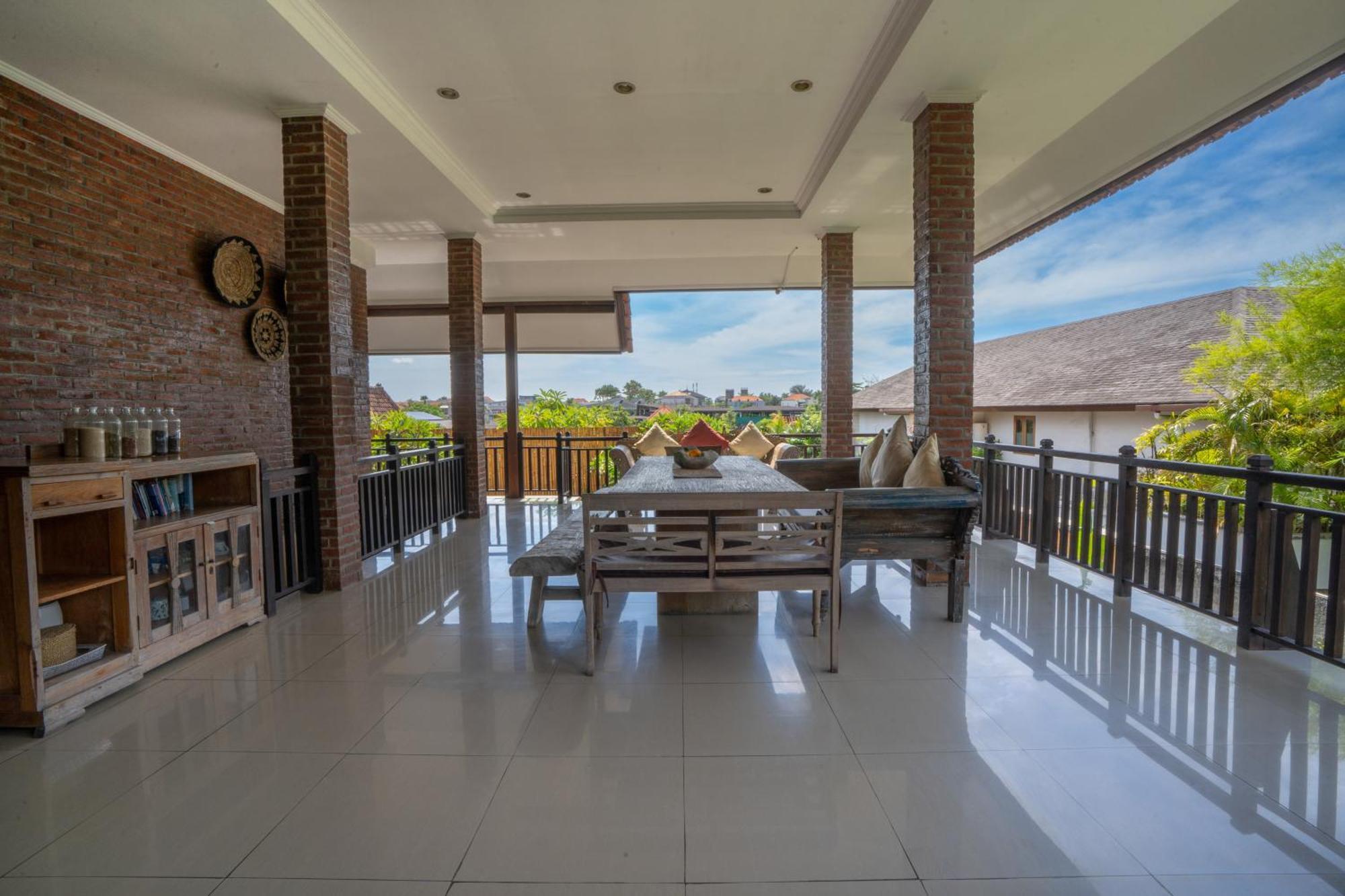 Wiras Village Guest house Canggu (Bali)