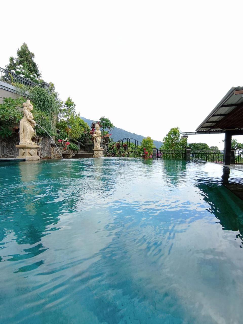 Hotel Rostika Villa&camping Sekumpul Buleleng (Bali)