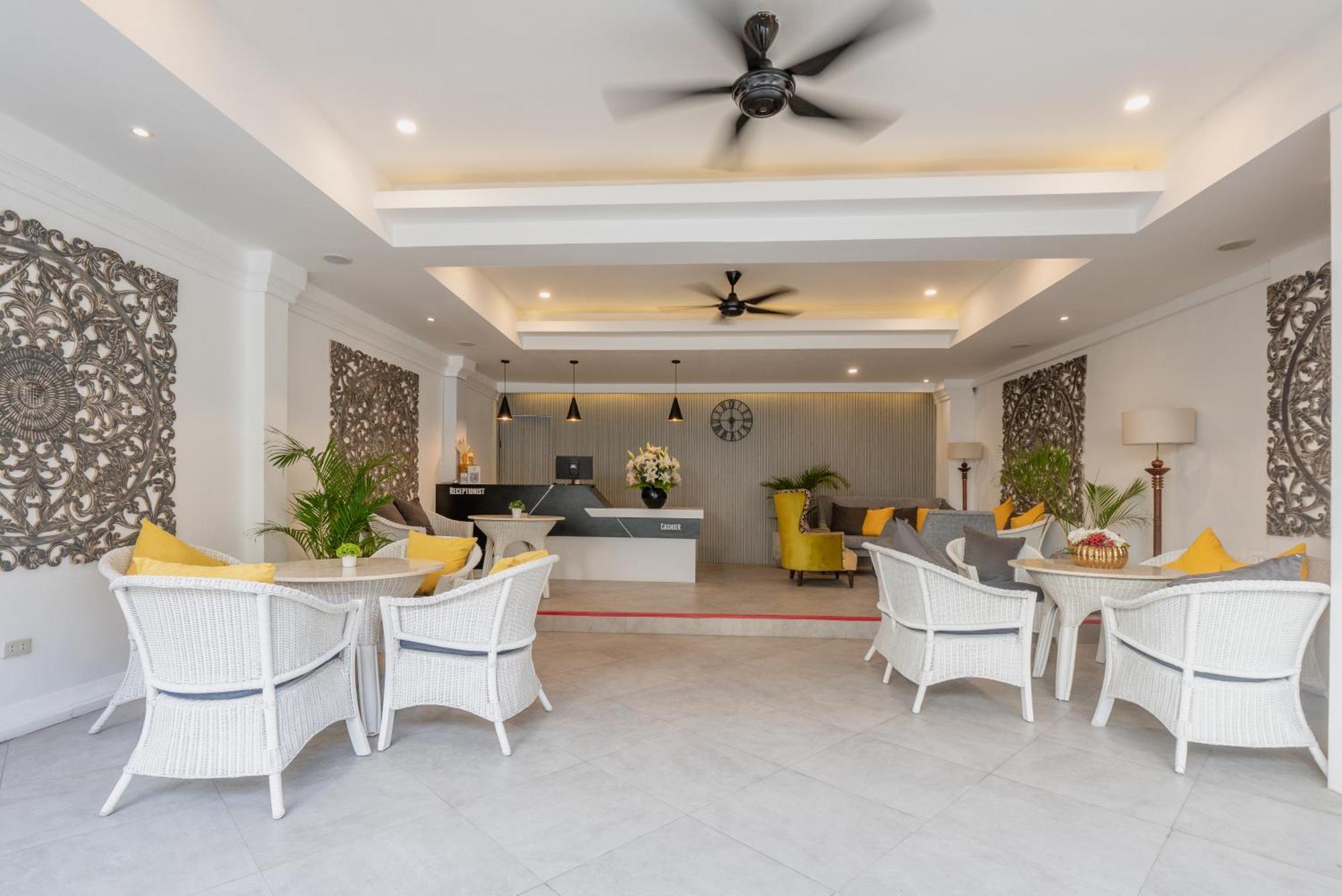 Casa Wina Kuta Hotel