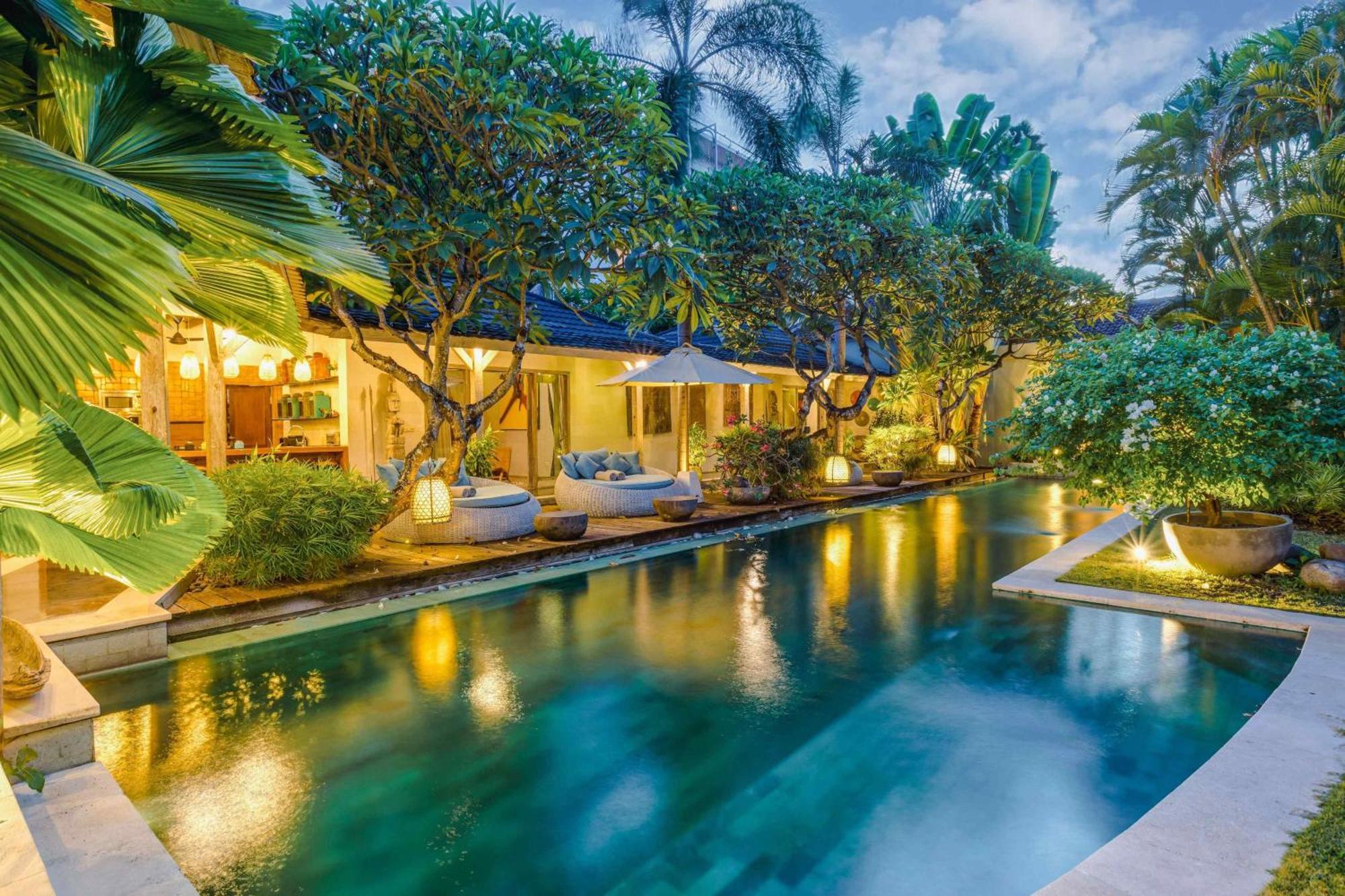 Cinta Damai - Stunning & Stylish 4br Luxury In The Heart Of Seminyak, Just A 10-min Walk To The Seminyak (Bali)
