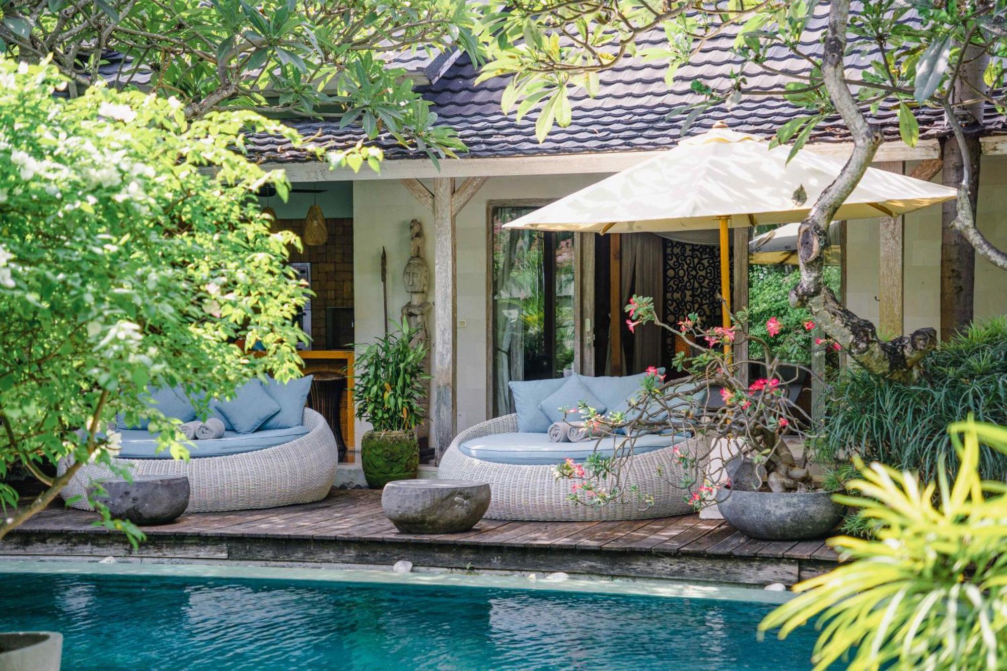 Cinta Damai - Stunning & Stylish 4br Luxury In The Heart Of Seminyak, Just A 10-min Walk To The *