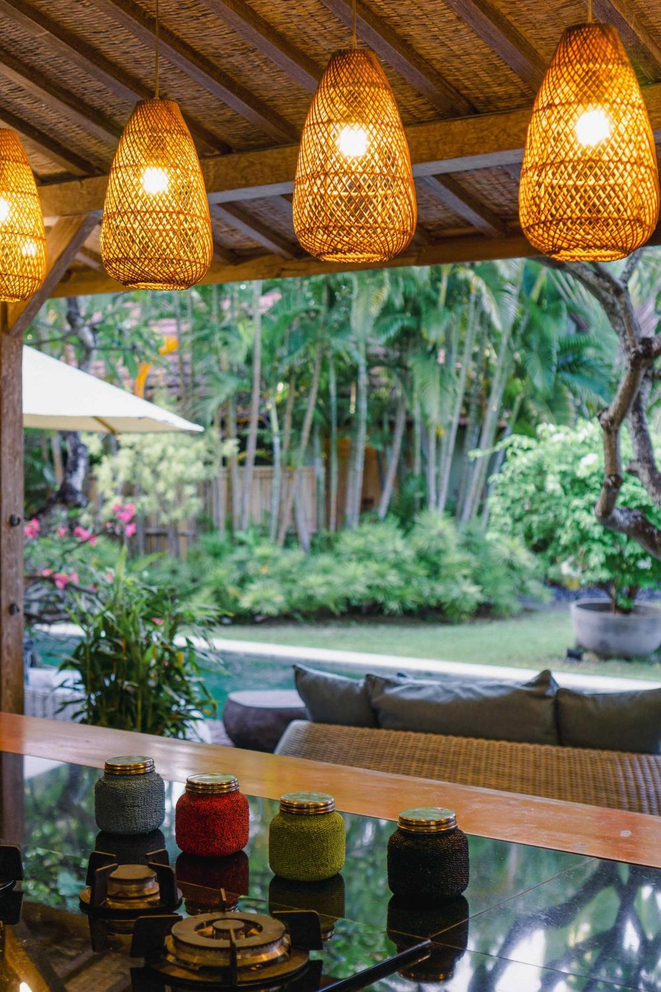 Cinta Damai - Stunning & Stylish 4br Luxury In The Heart Of Seminyak, Just A 10-min Walk To The Villa *