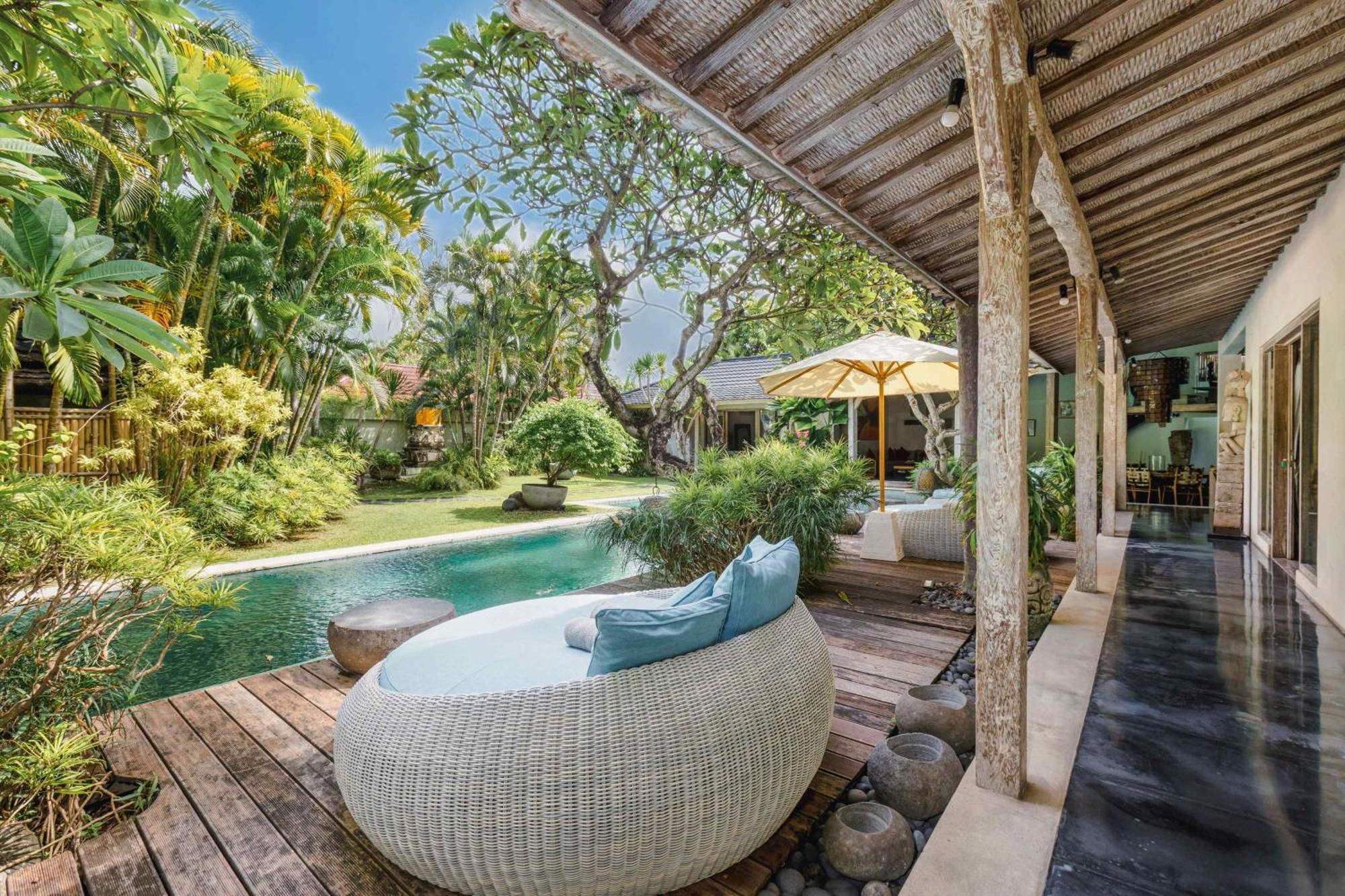 Cinta Damai - Stunning & Stylish 4br Luxury In The Heart Of Seminyak, Just A 10-min Walk To The * Seminyak (Bali)