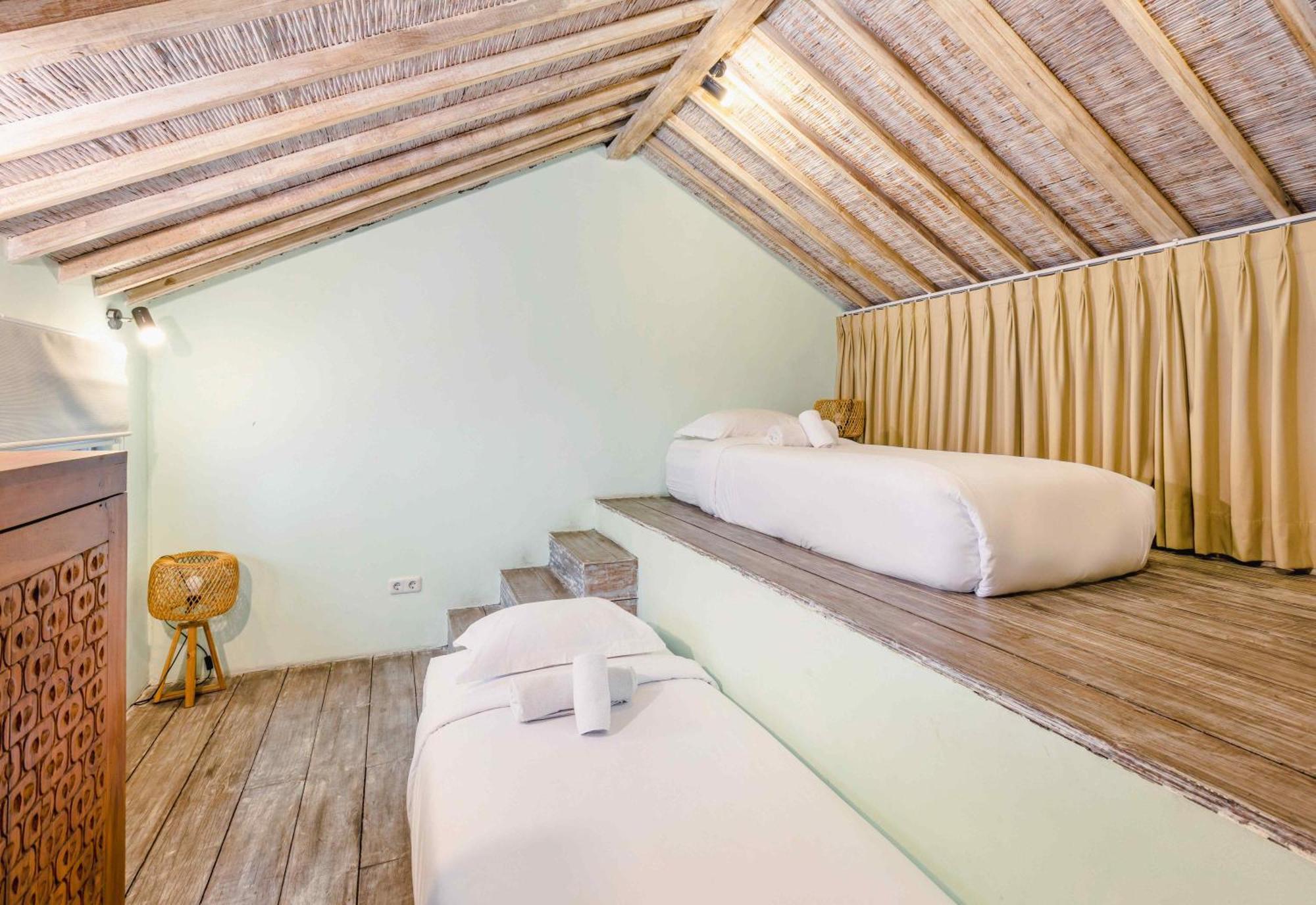 Cinta Damai - Stunning & Stylish 4br Luxury In The Heart Of Seminyak, Just A 10-min Walk To The Villa