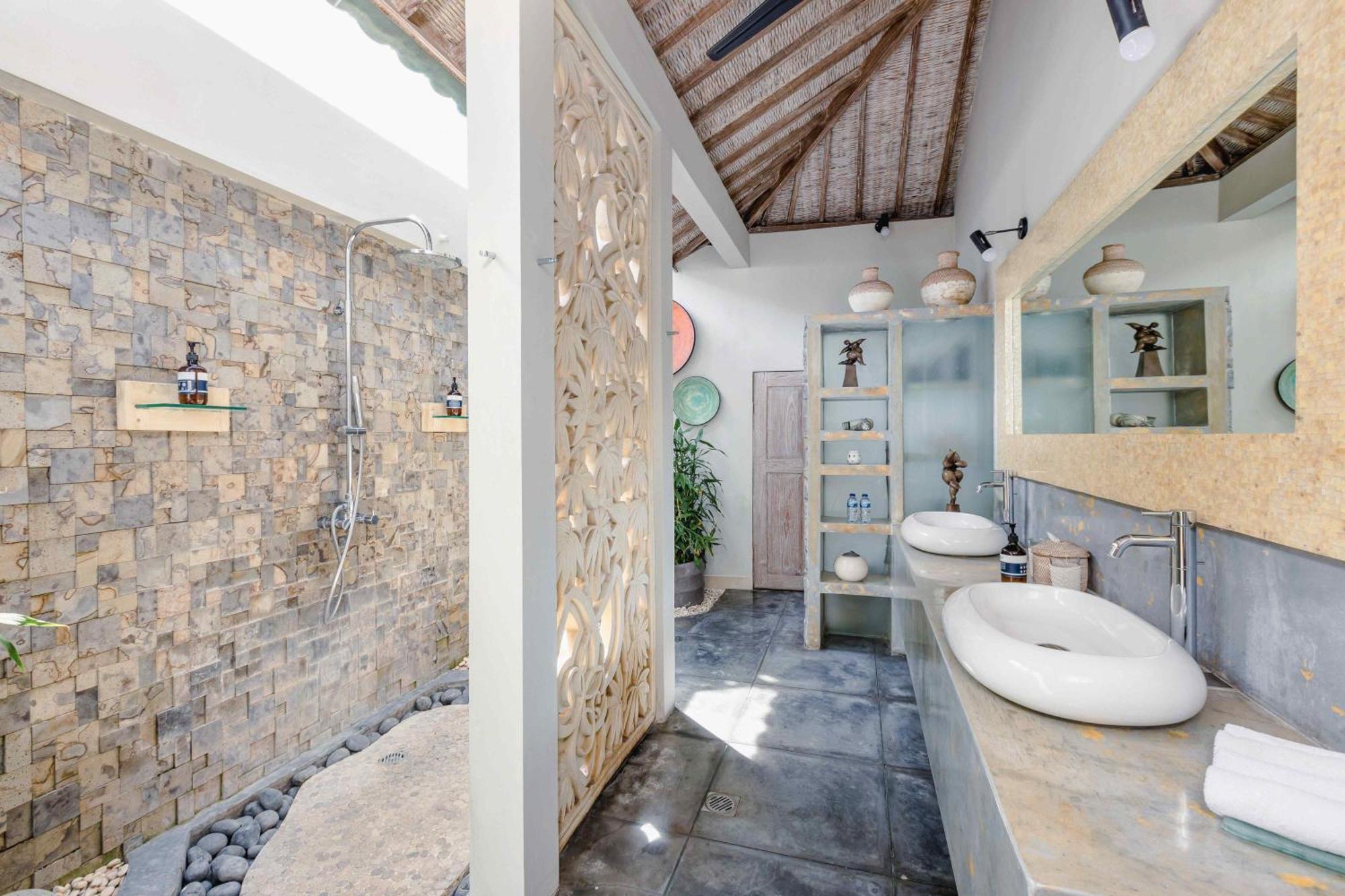 Villa Cinta Damai - Stunning & Stylish 4br Luxury In The Heart Of Seminyak, Just A 10-min Walk To The Seminyak (Bali)
