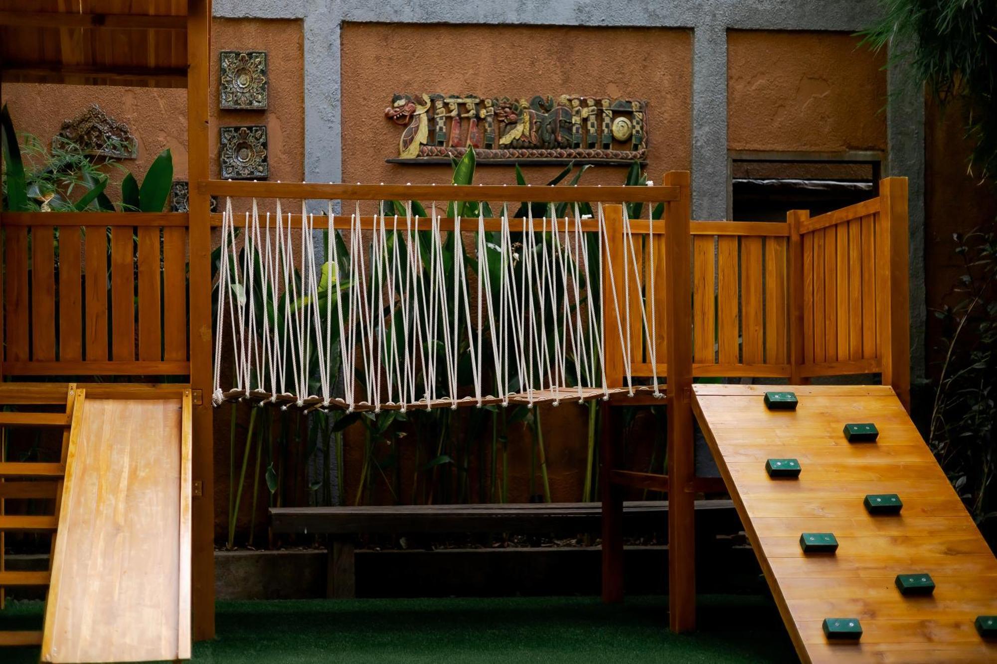 Hotel Fourteen Roses Boutique Hotel, Kuta 4*