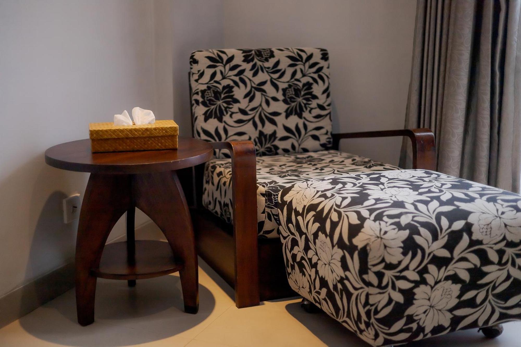 Hotel Fourteen Roses Boutique Hotel, Kuta 4*