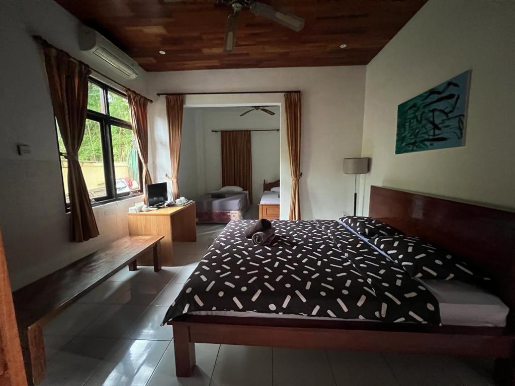 Jasri Ombak Karangasem (Bali)