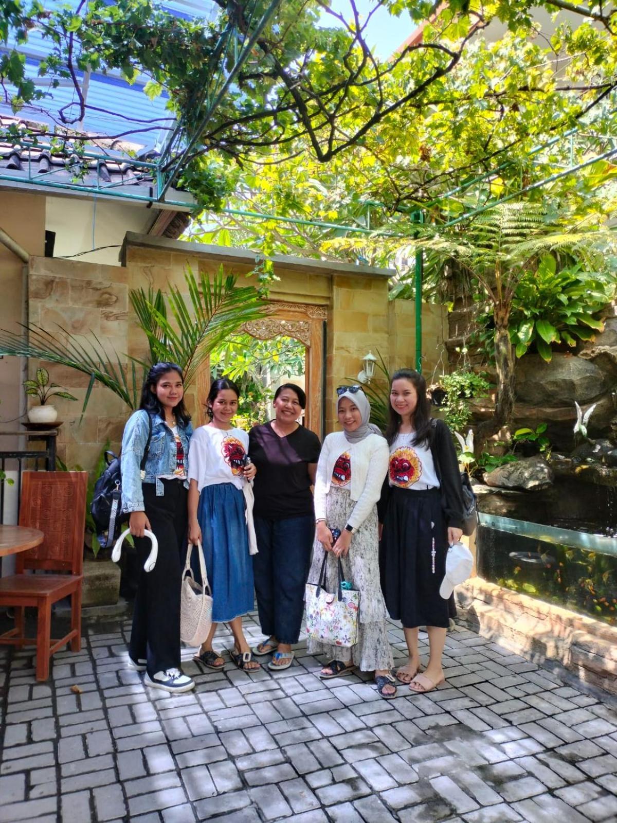 Homestay Pujihouse One *