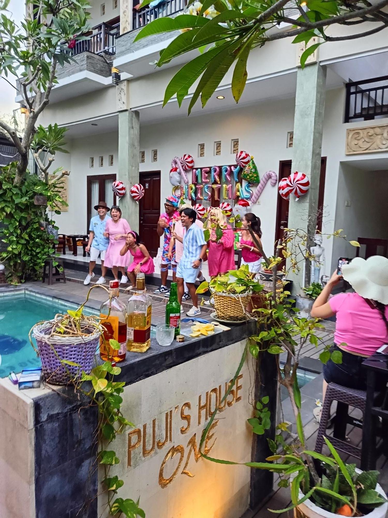 Homestay Pujihouse One Legian (Bali)