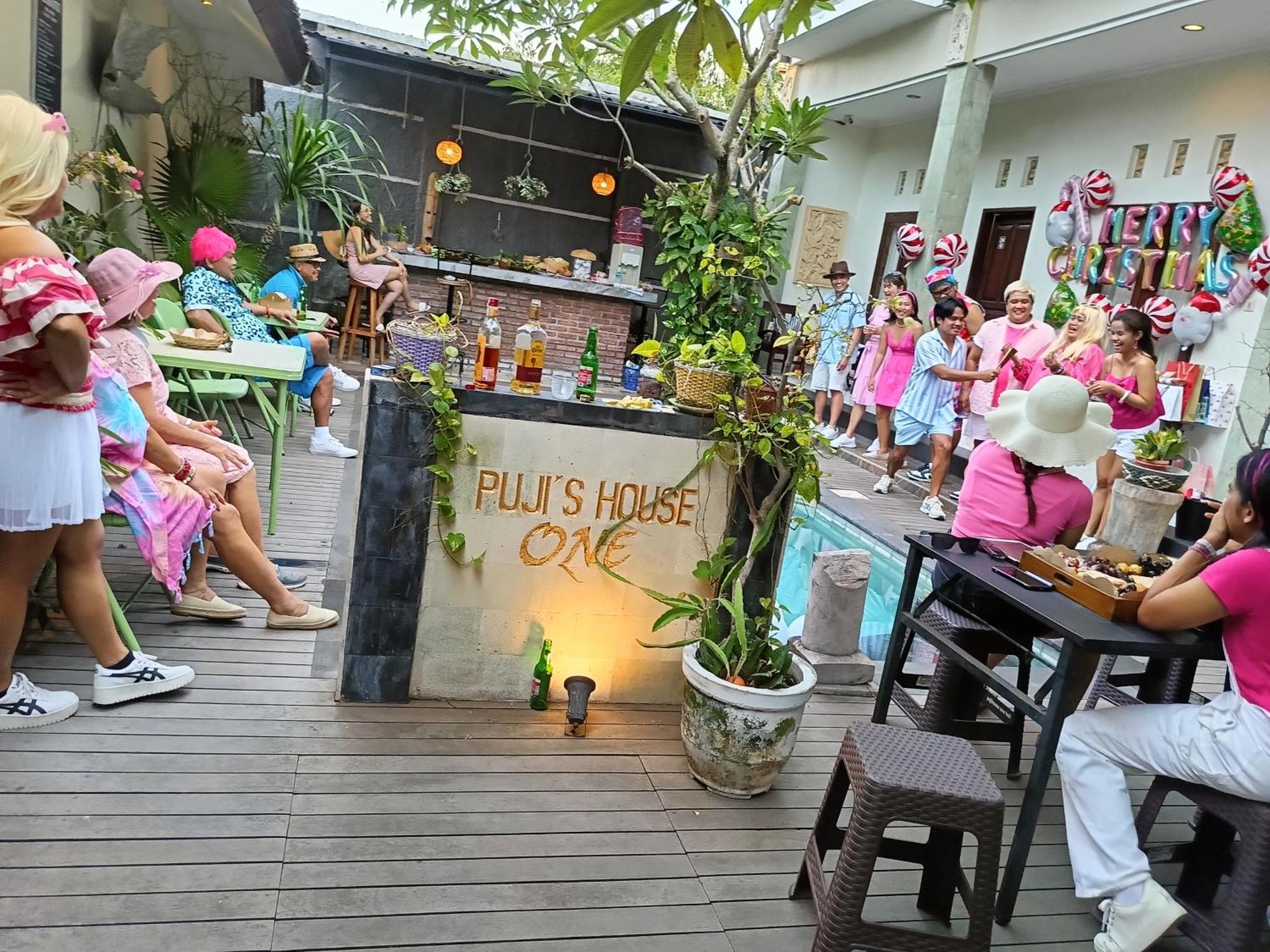 Homestay Pujihouse One Legian (Bali)
