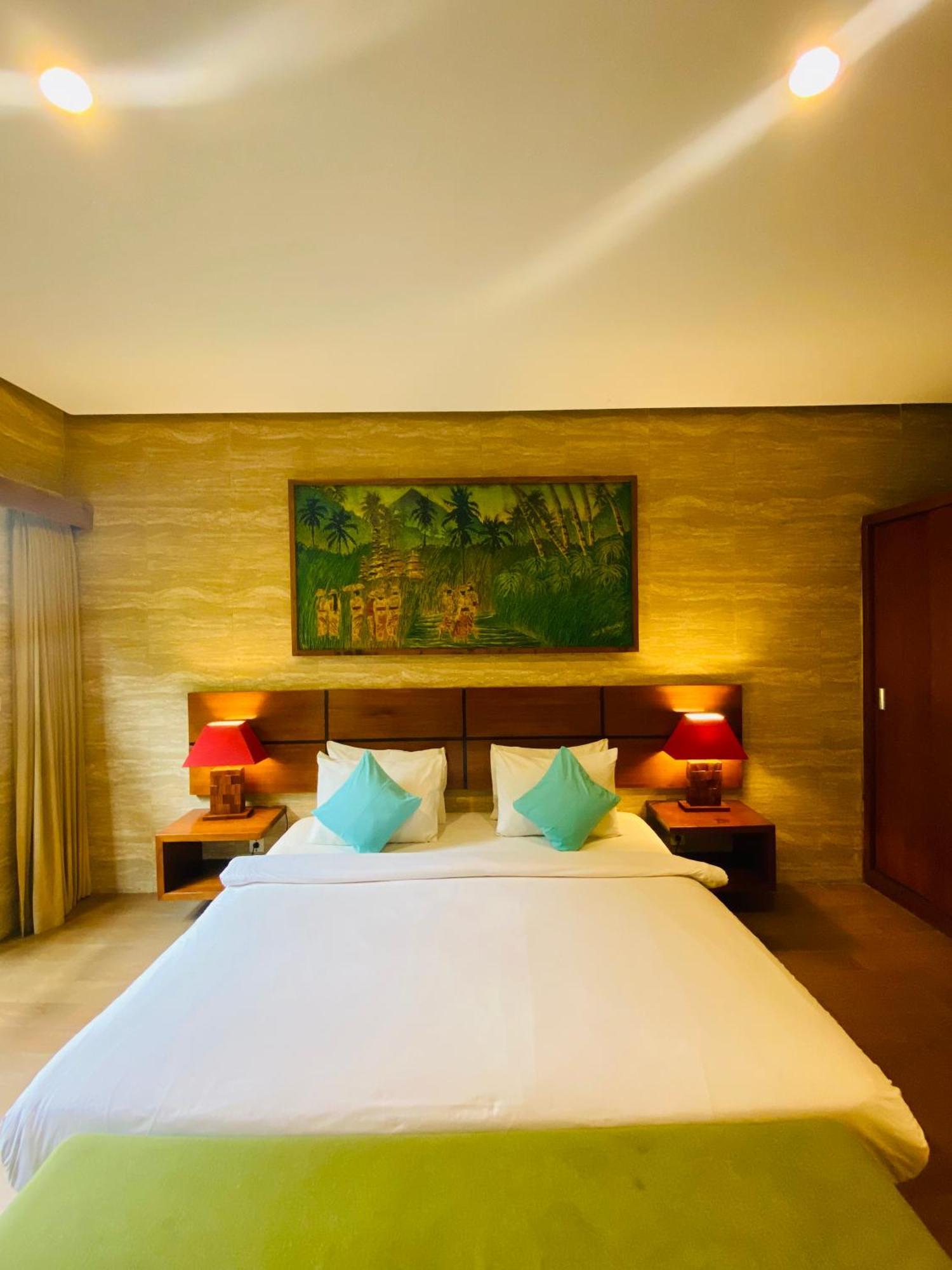 The Zhurga Aparthotel 3*