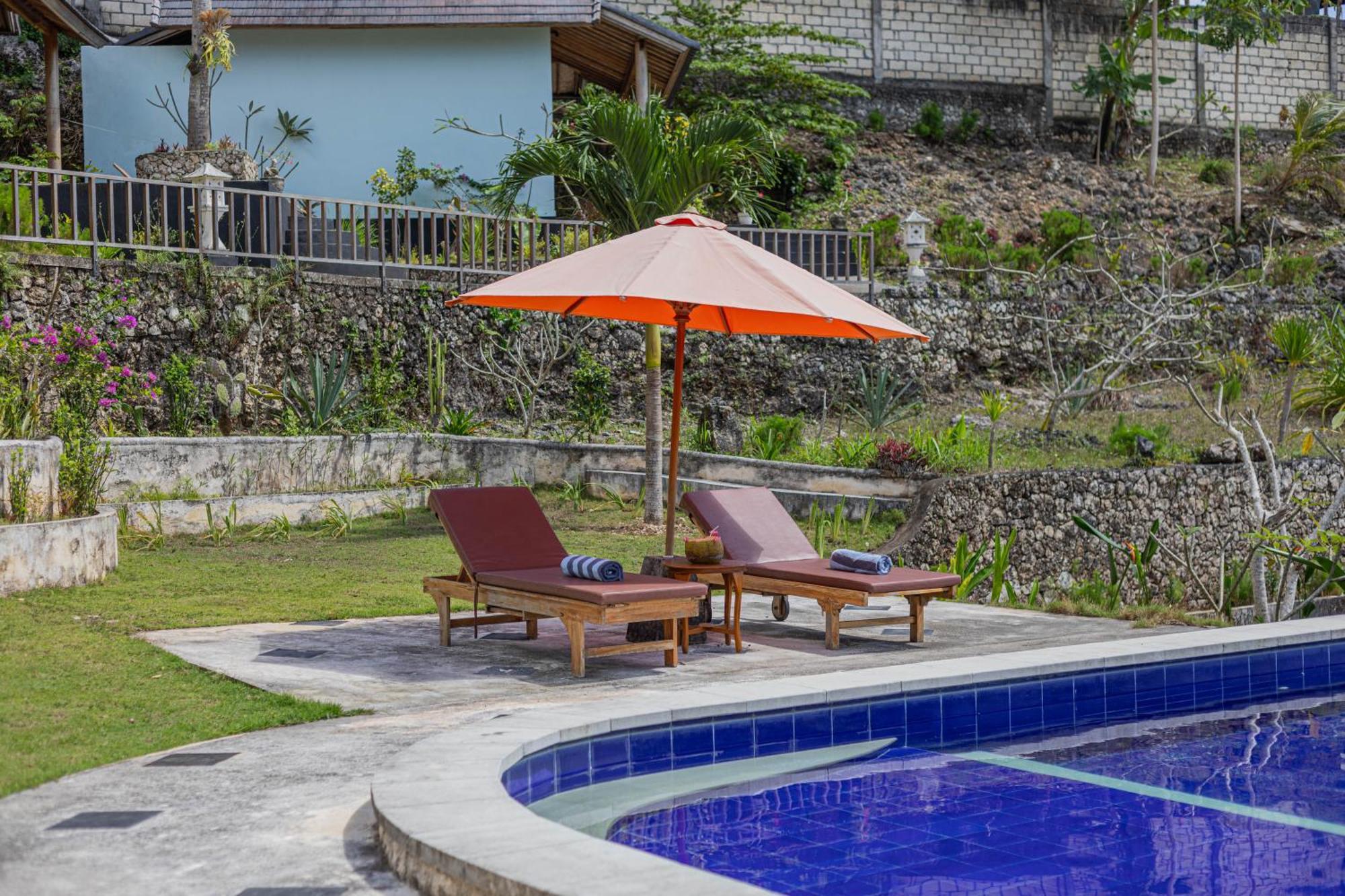 Ume Sari Nusa Resort