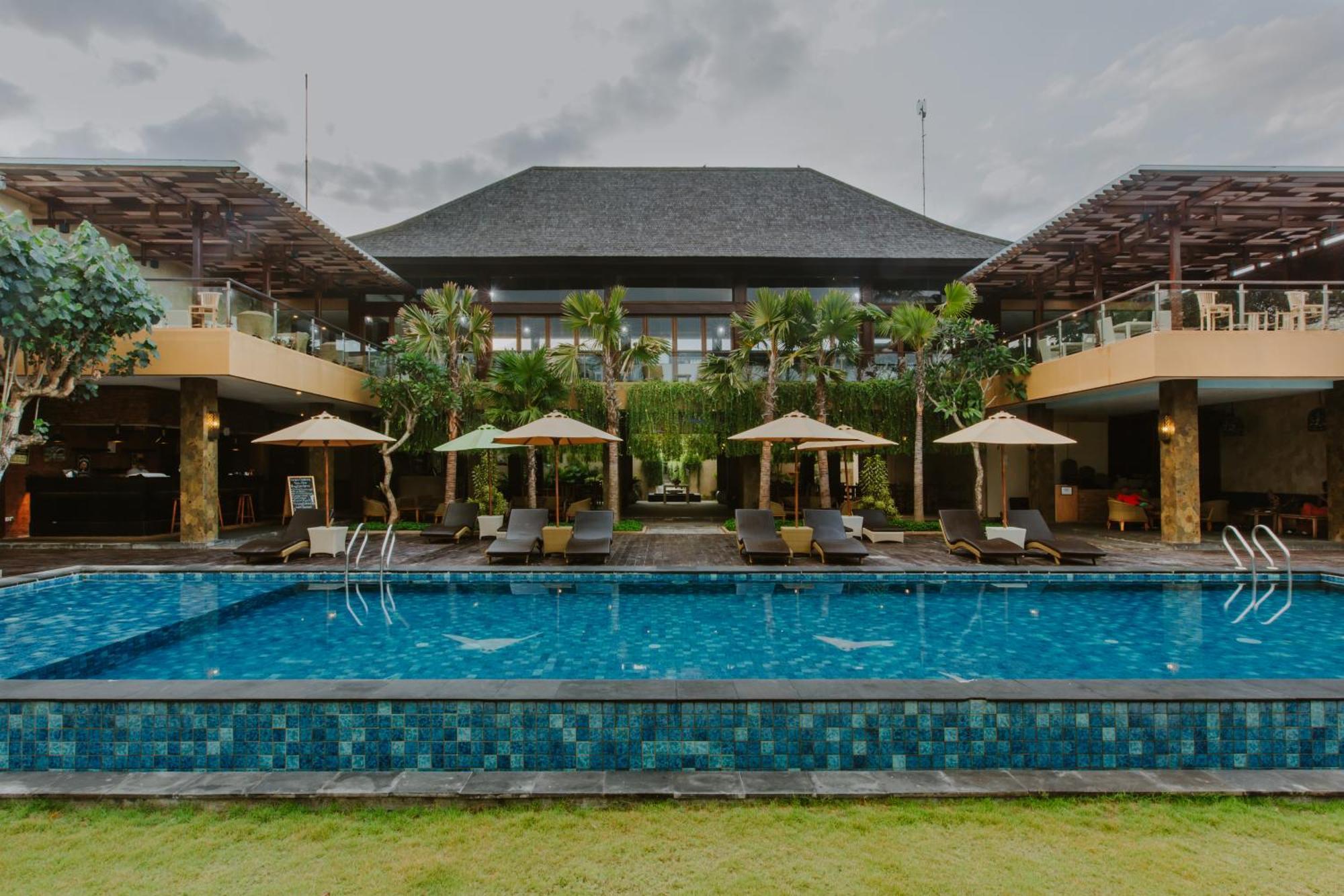 Resort D'nusa Club And 4*