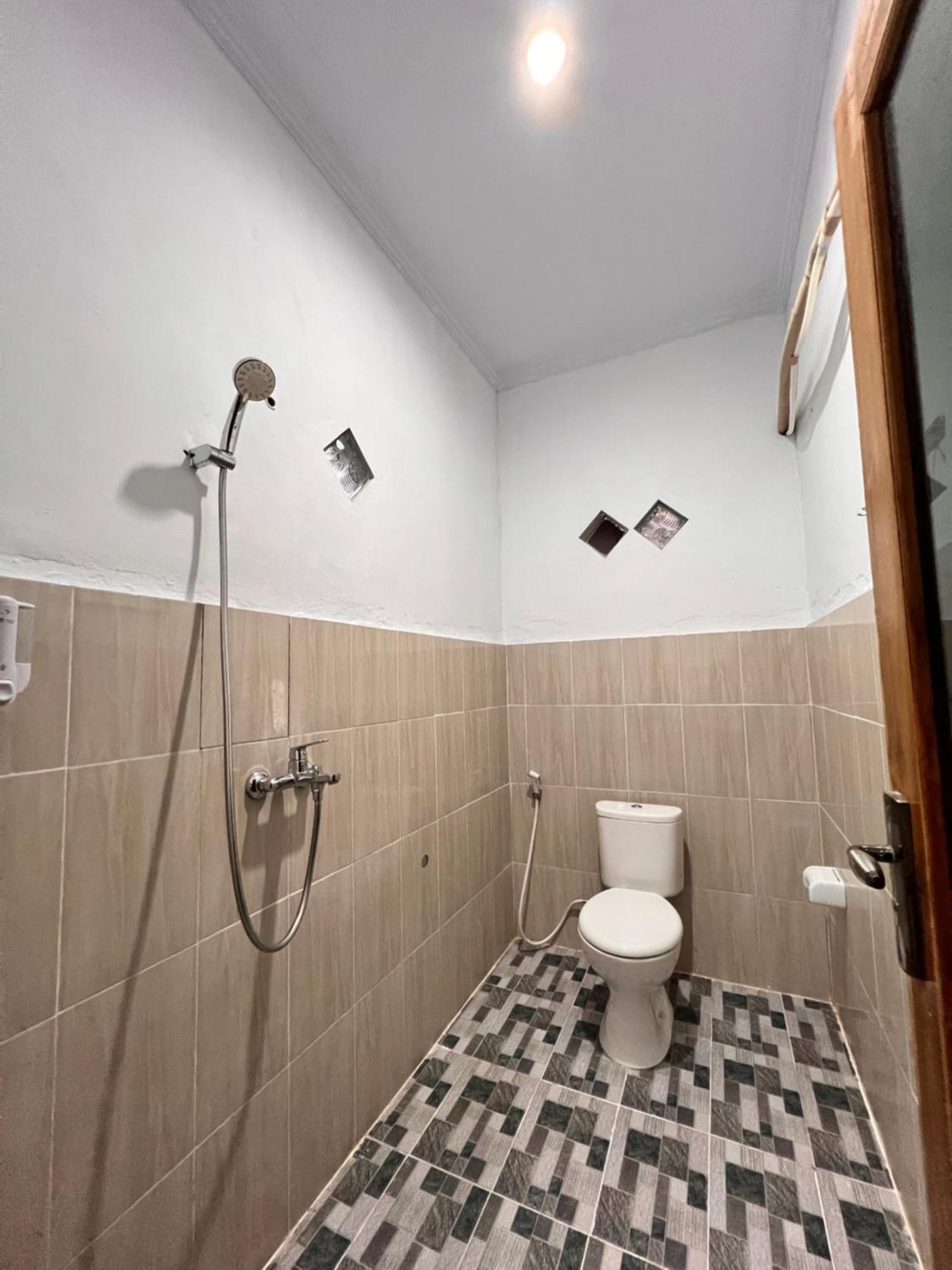 Penyon House Guest house *