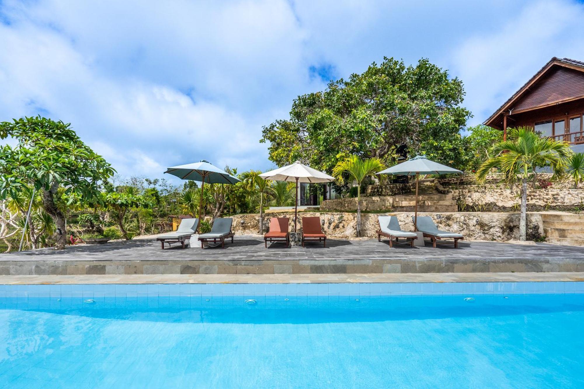 Hotel Pini Sentana Village Nusa Penida