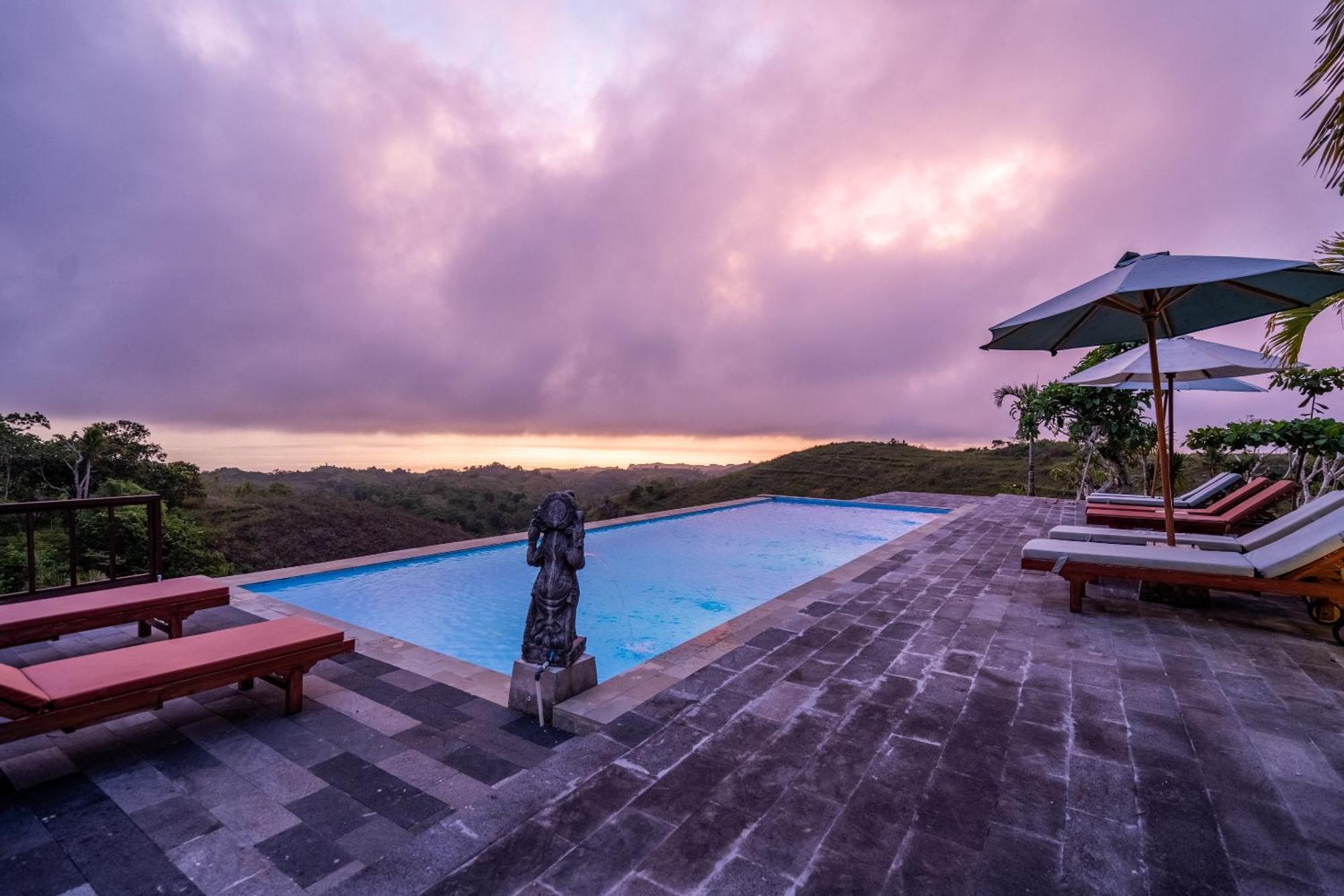 Pini Sentana Village Nusa Penida Hotel