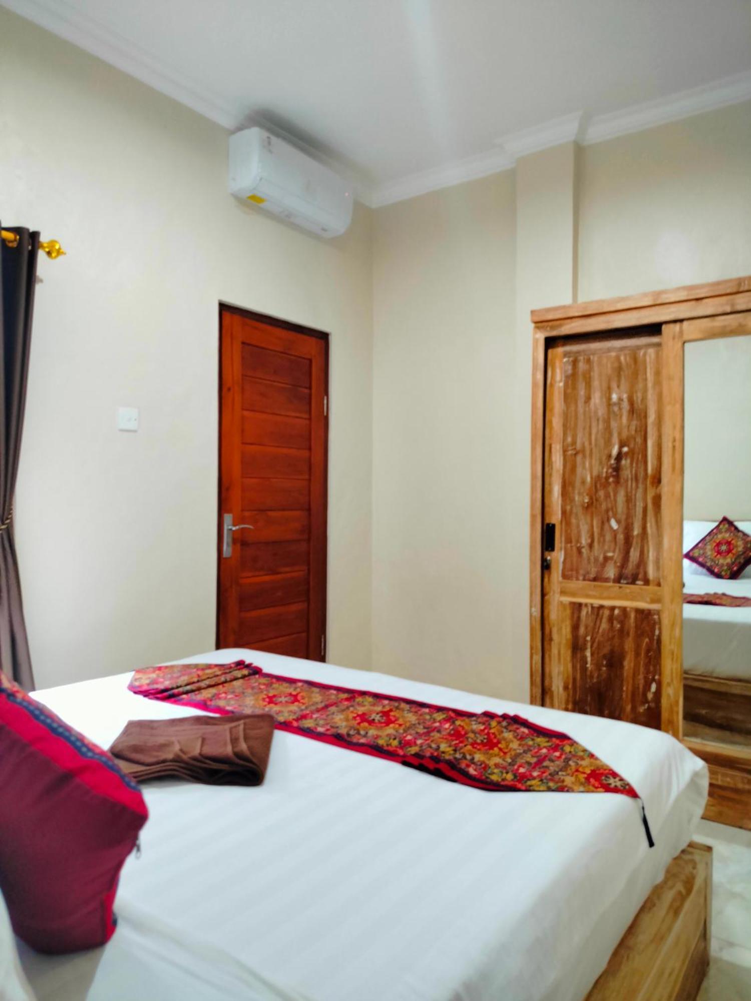 Dika Homestay *