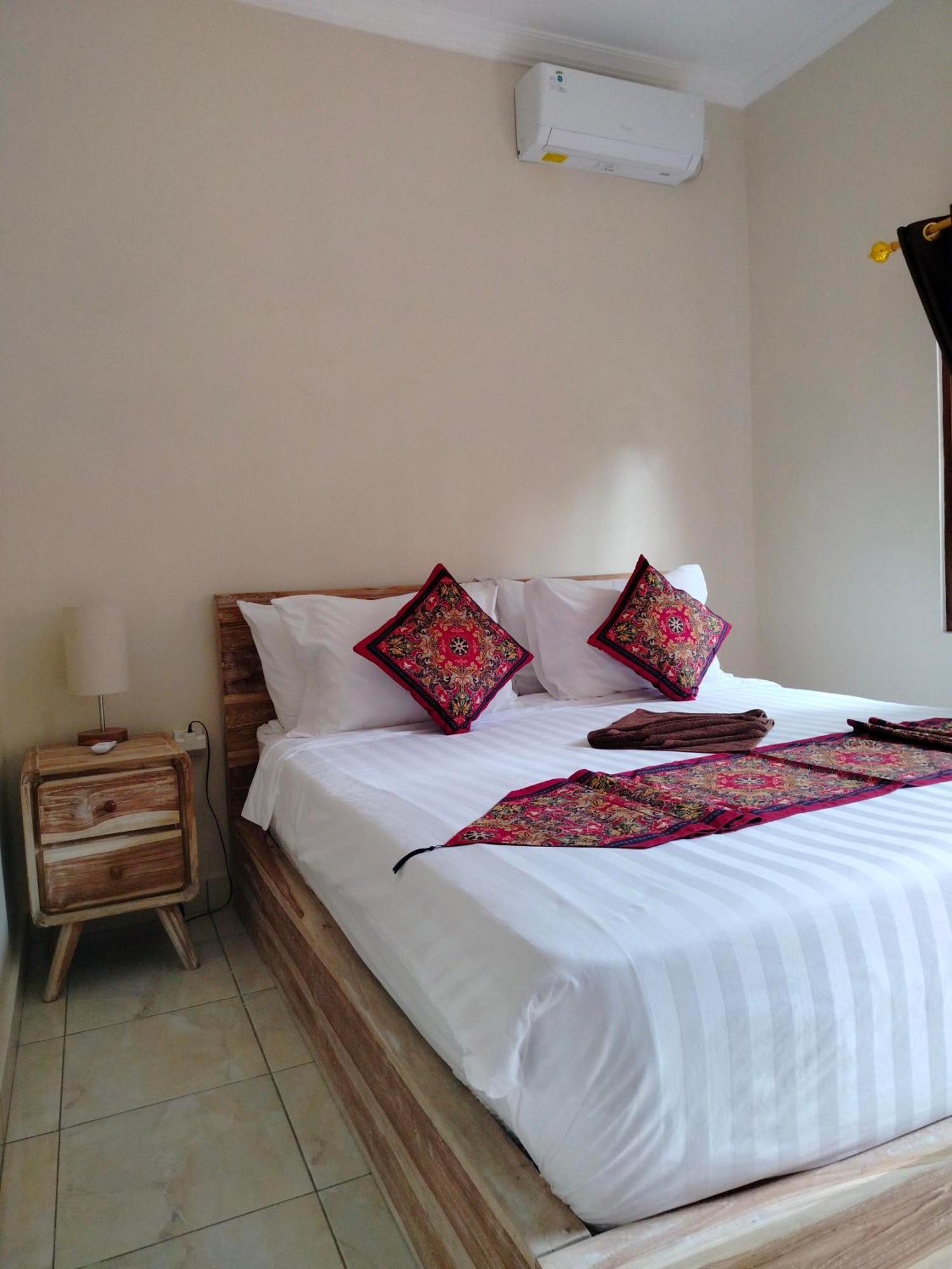 Dika Homestay *
