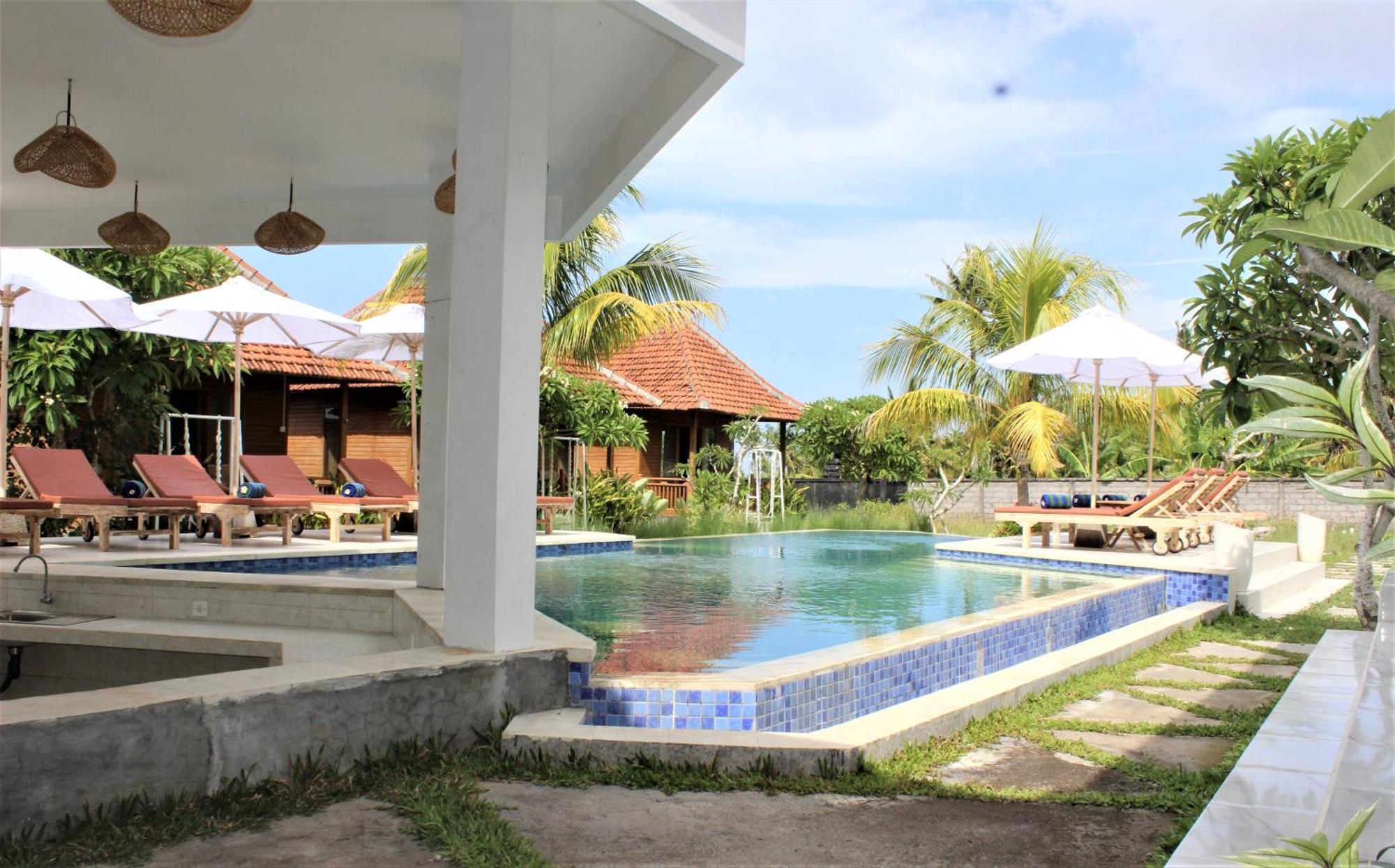 Resort Village Jungle Batununggul