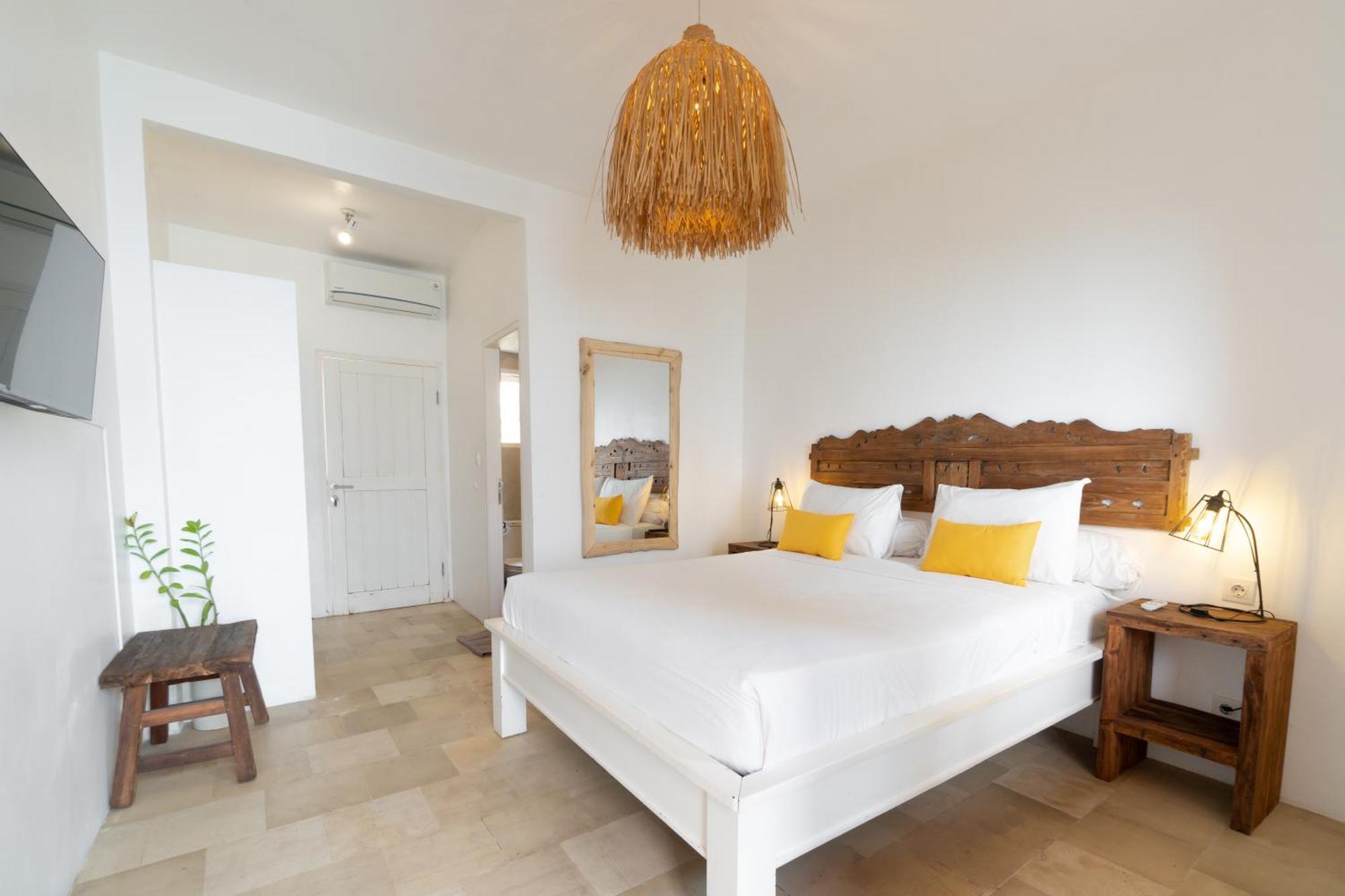 The Padang-padang Hotel Uluwatu (Bali)