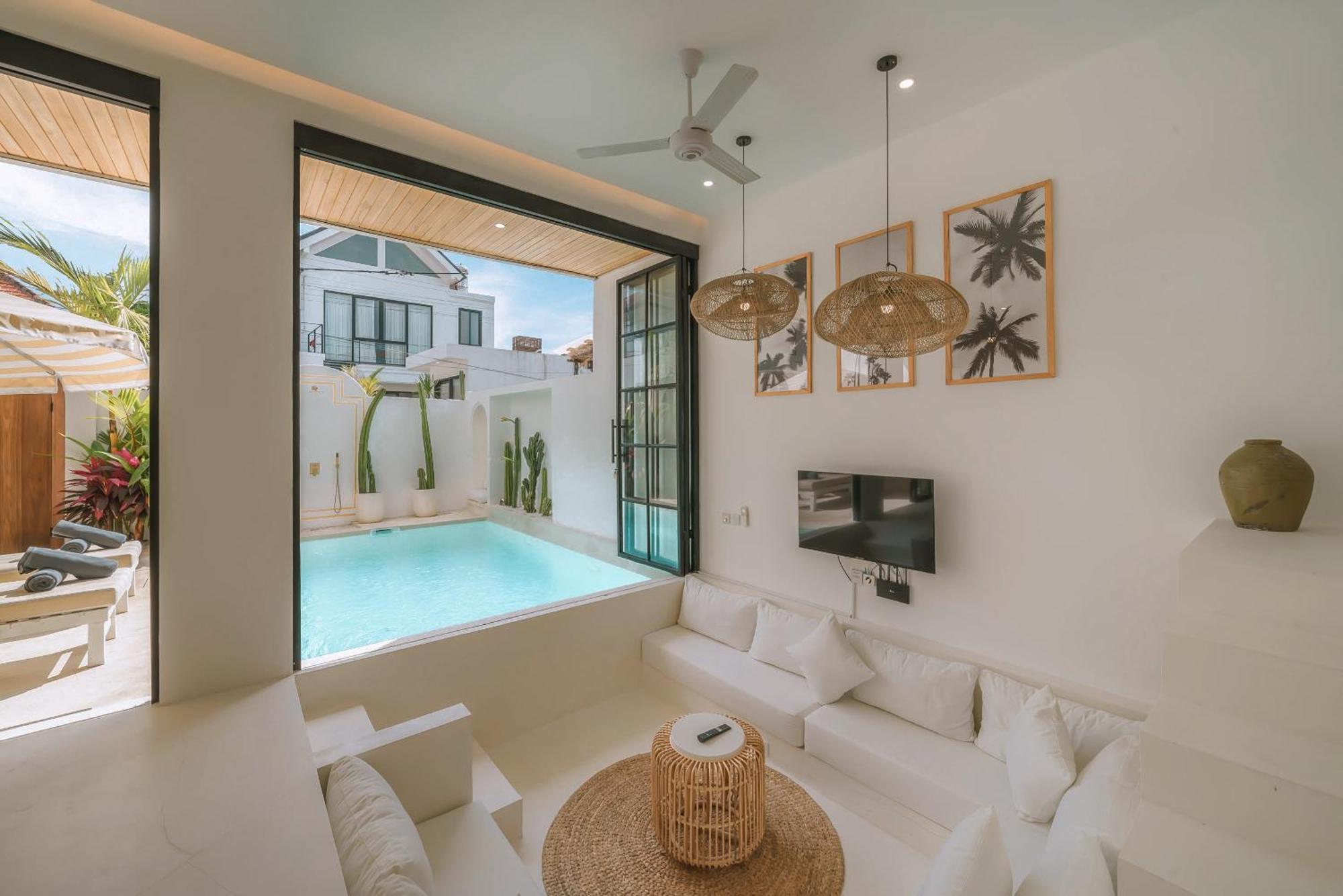 Sunset: 2br Elegant In