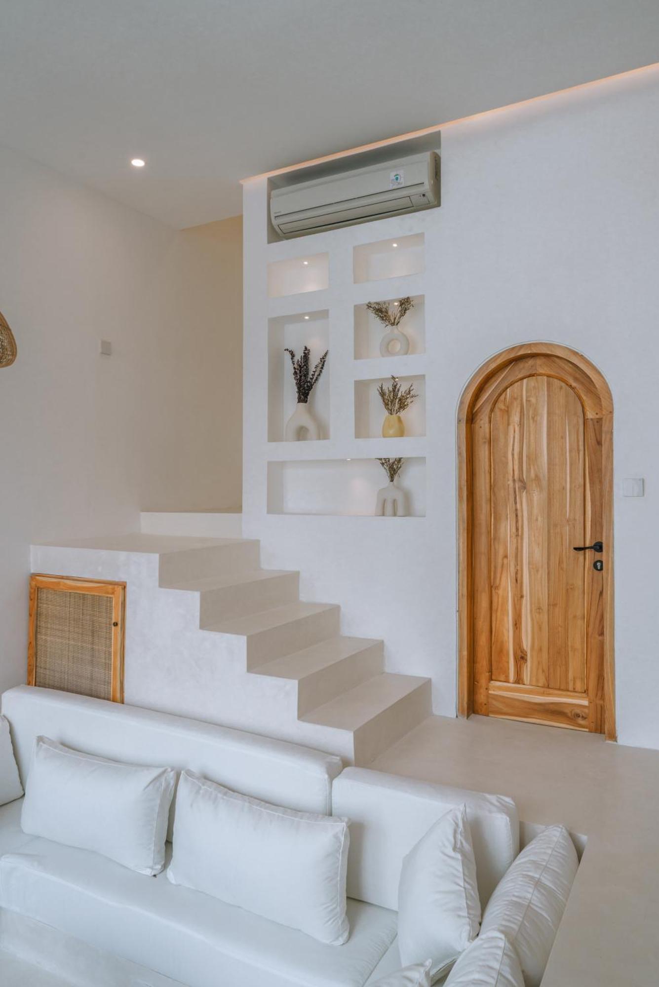 Sunset: 2br Elegant In Villa
