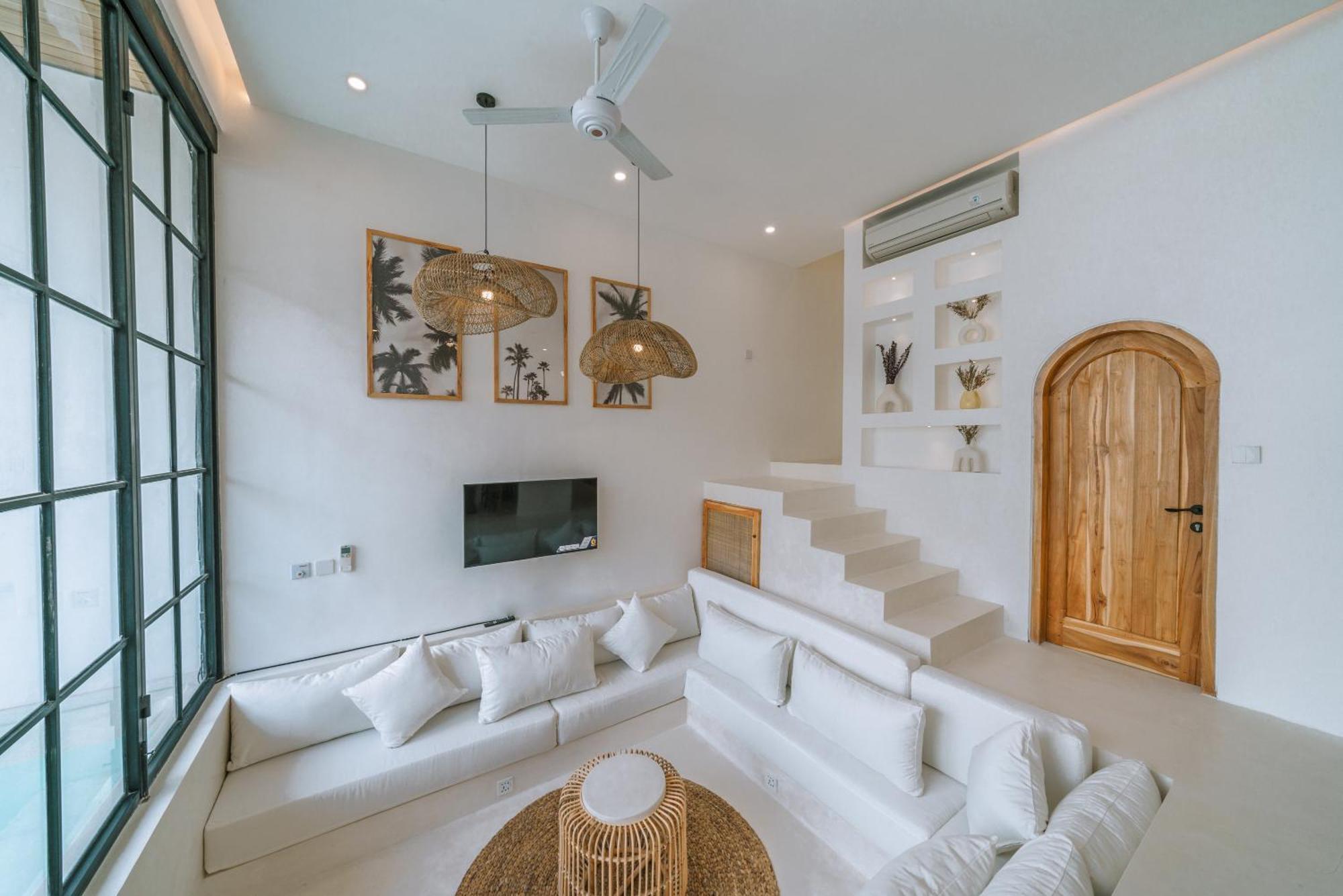 Villa Sunset: 2br Elegant In