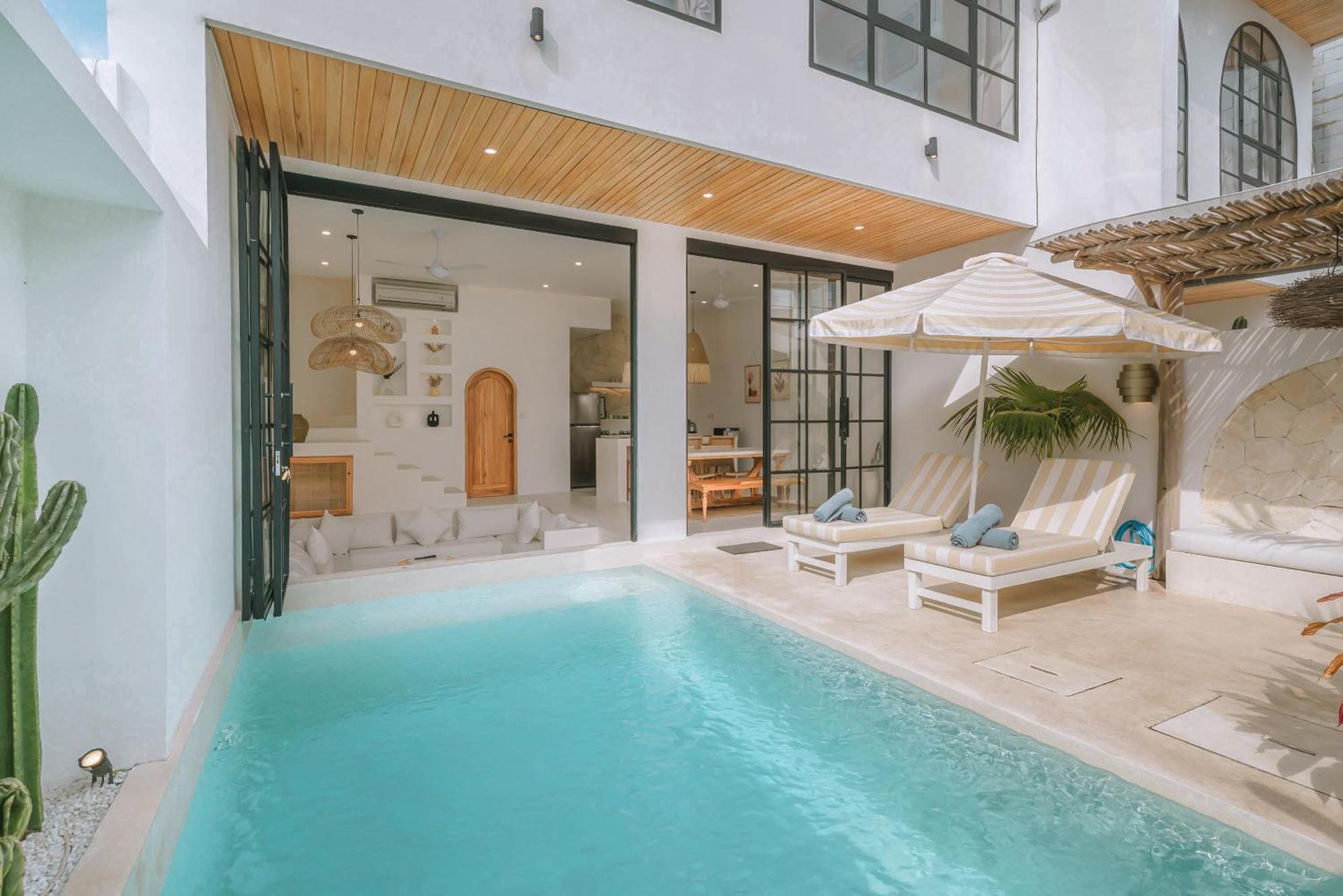 Sunset: 2br Elegant In Villa