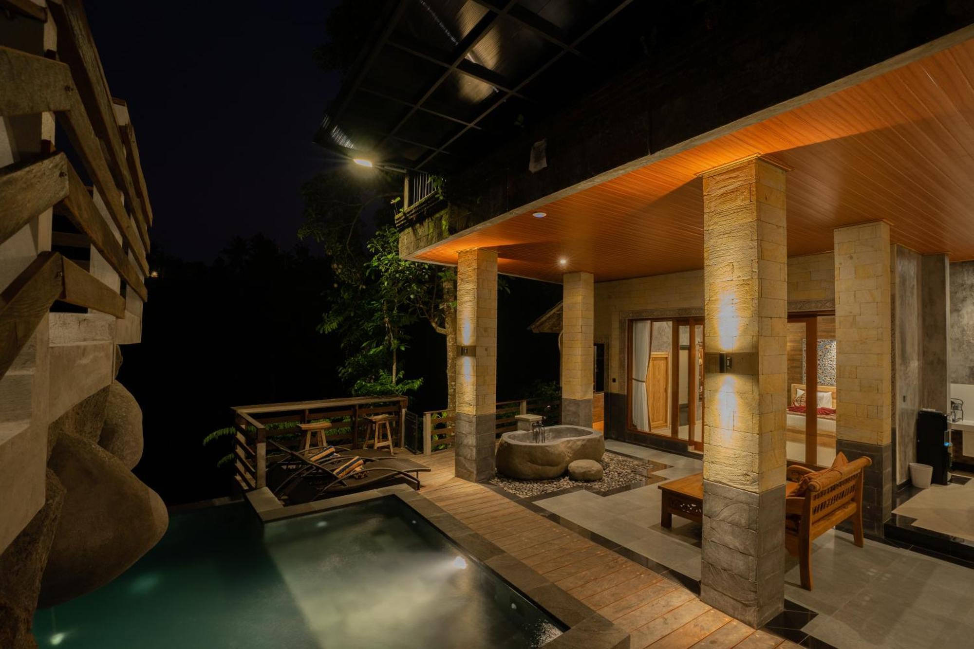 Paras Guest house 3*