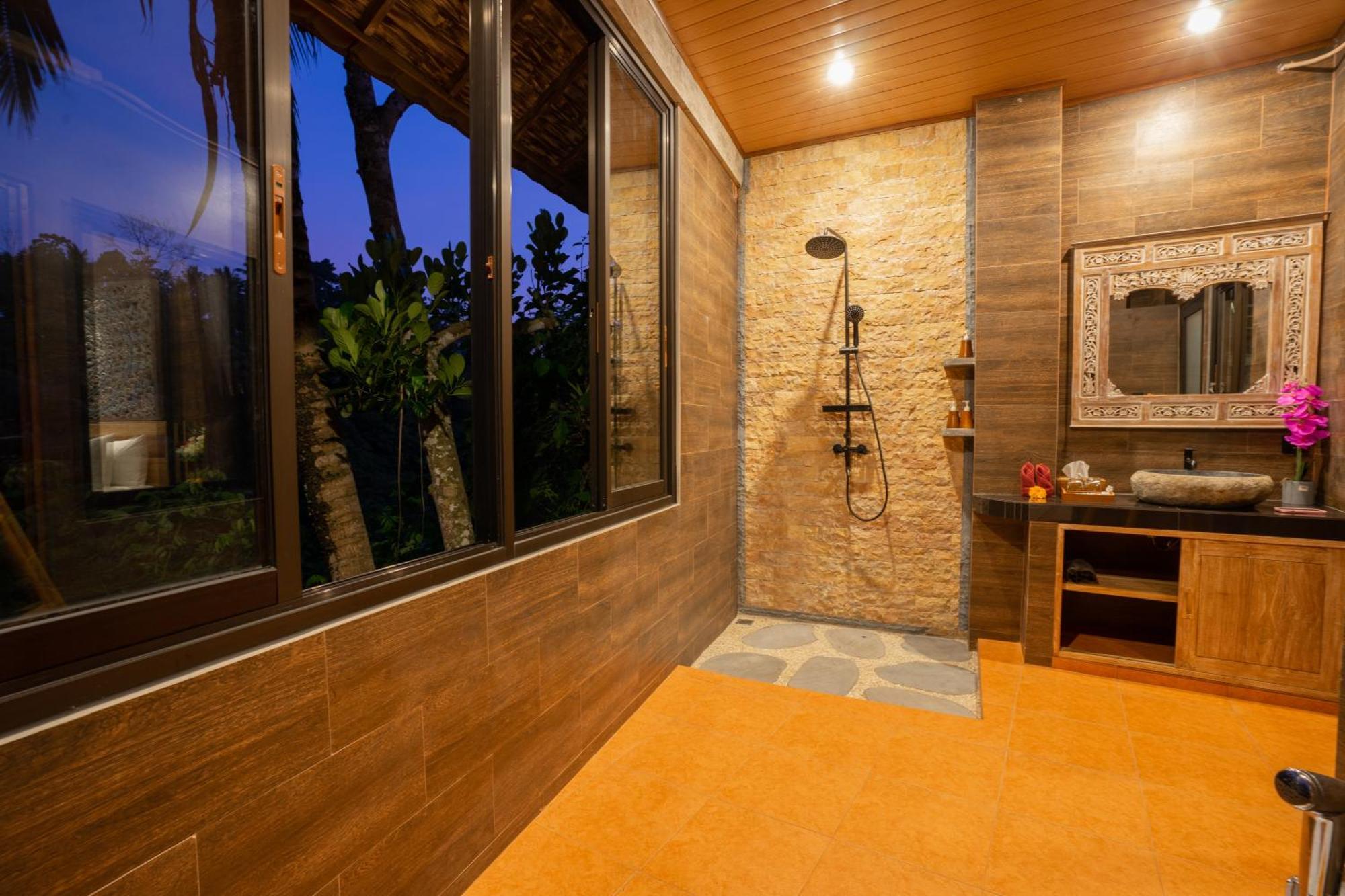 Guest house Paras