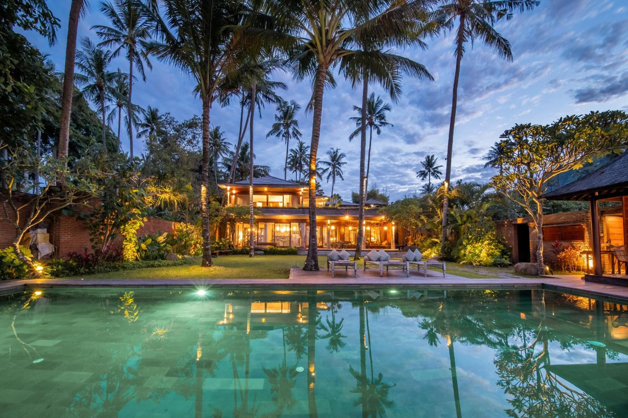 Manis Beachfront Villa