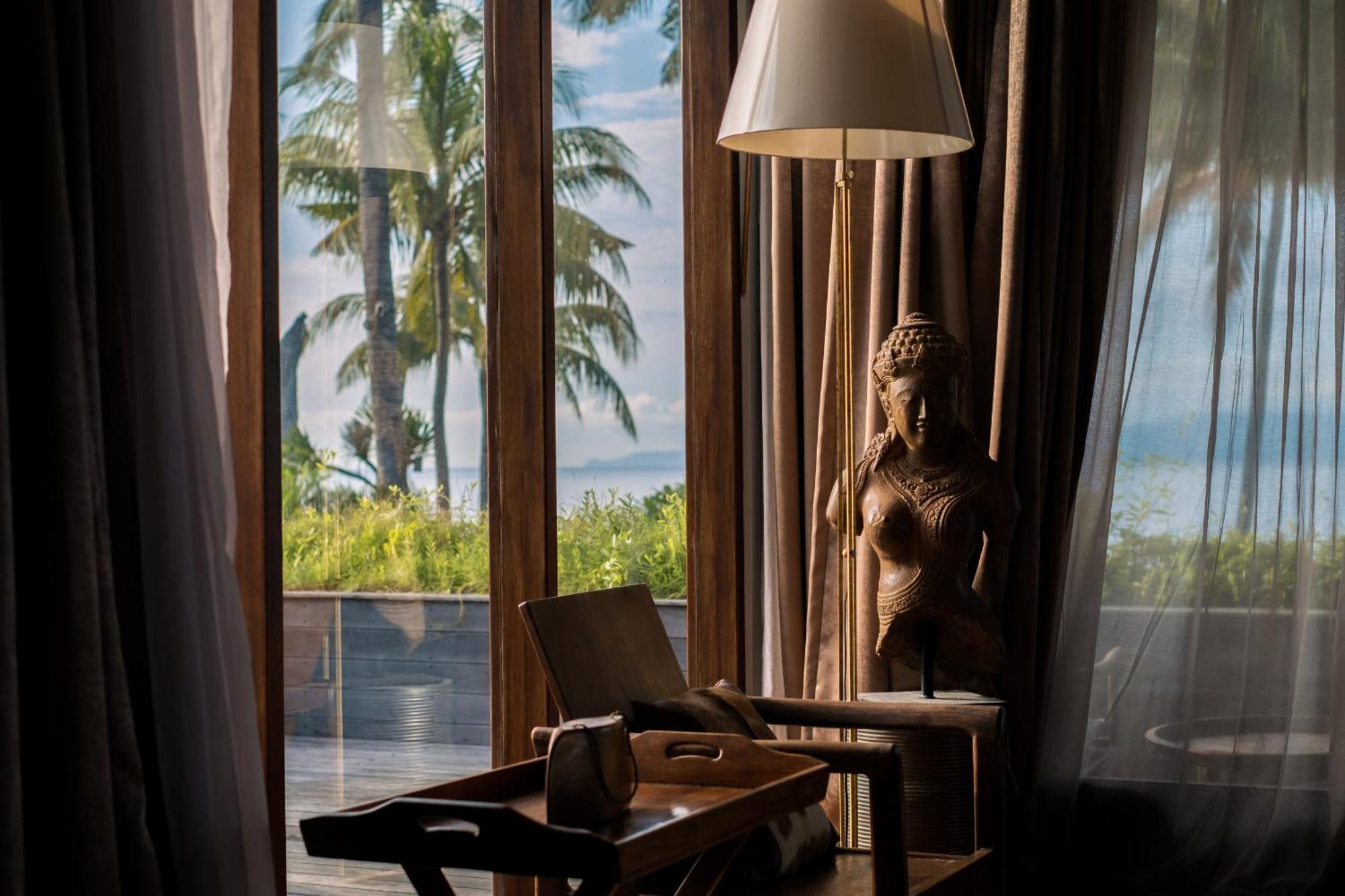 Manis Beachfront Villa