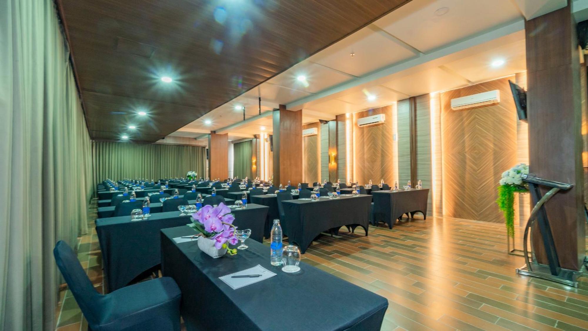 Hotel Of Aventus - 4*
