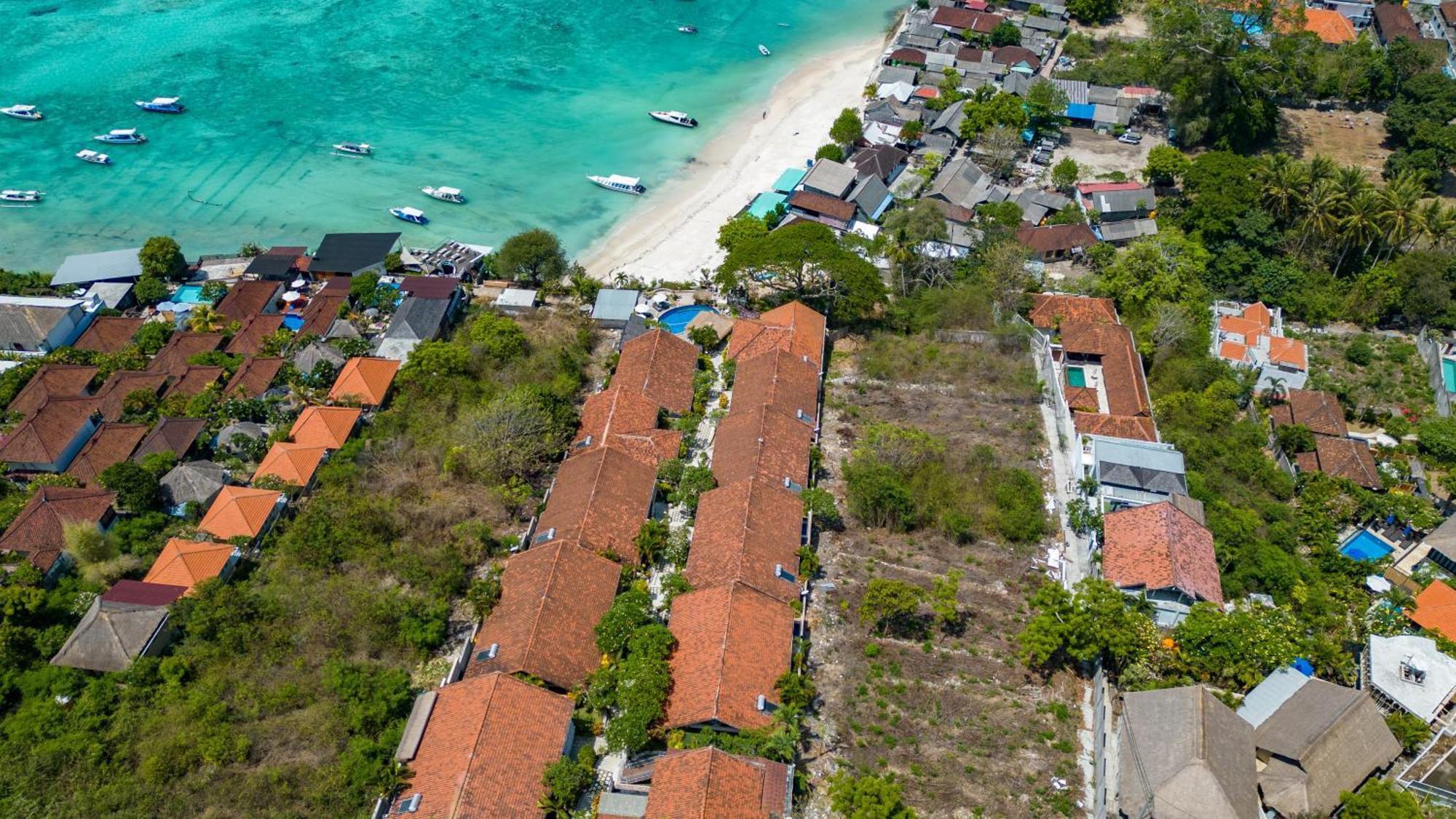 Lembongan Island Villa *