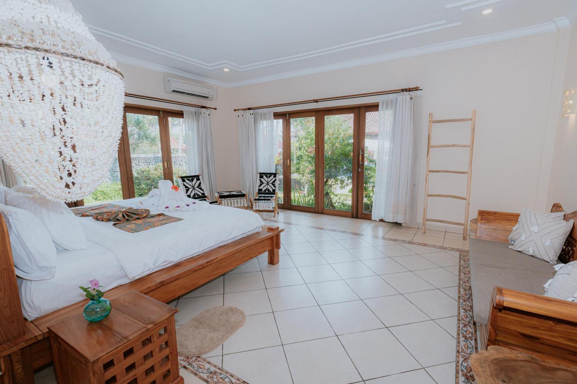Bali Island Hotel 5*
