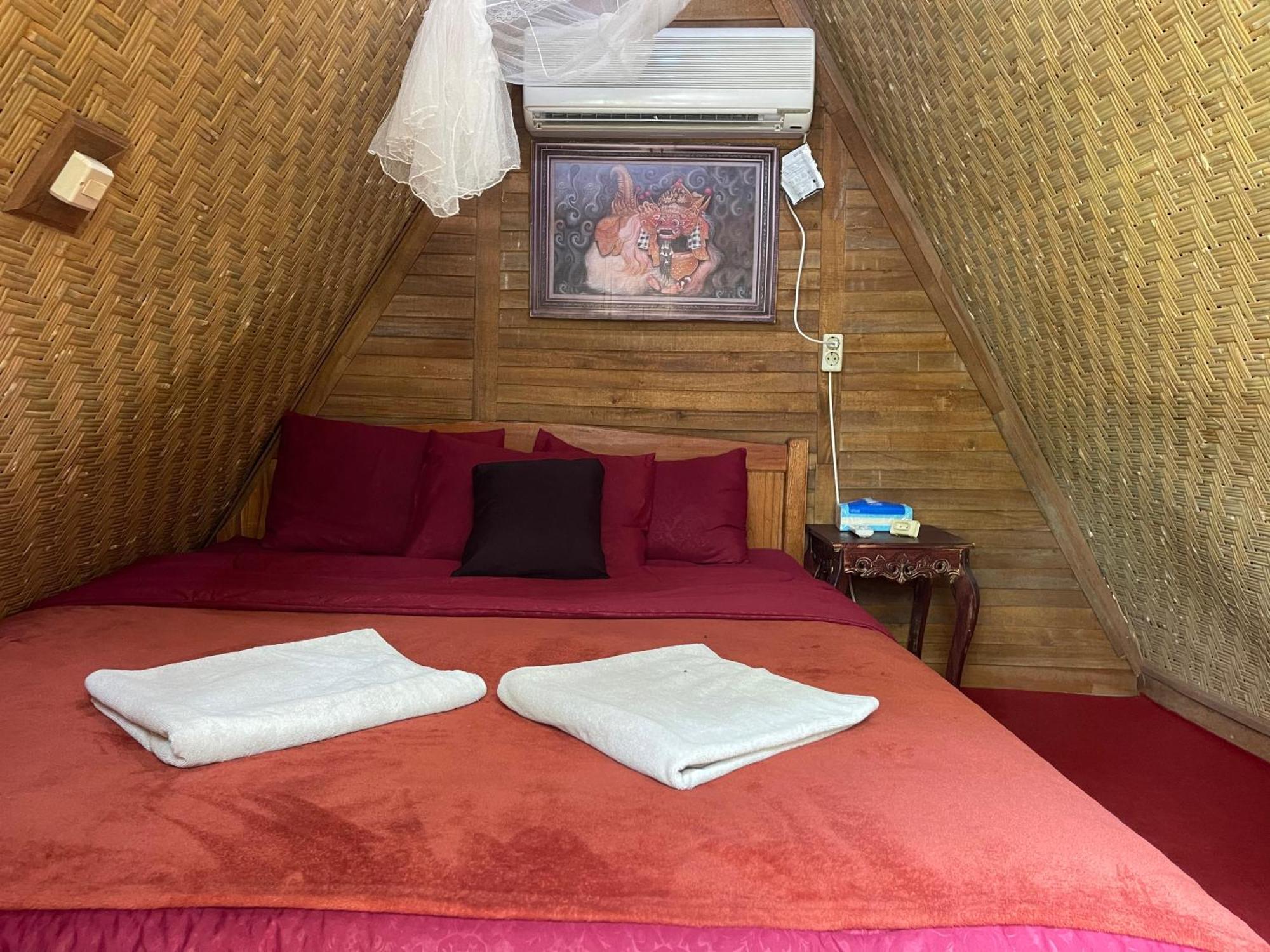Triangle House And Private Hot Spring Homestay