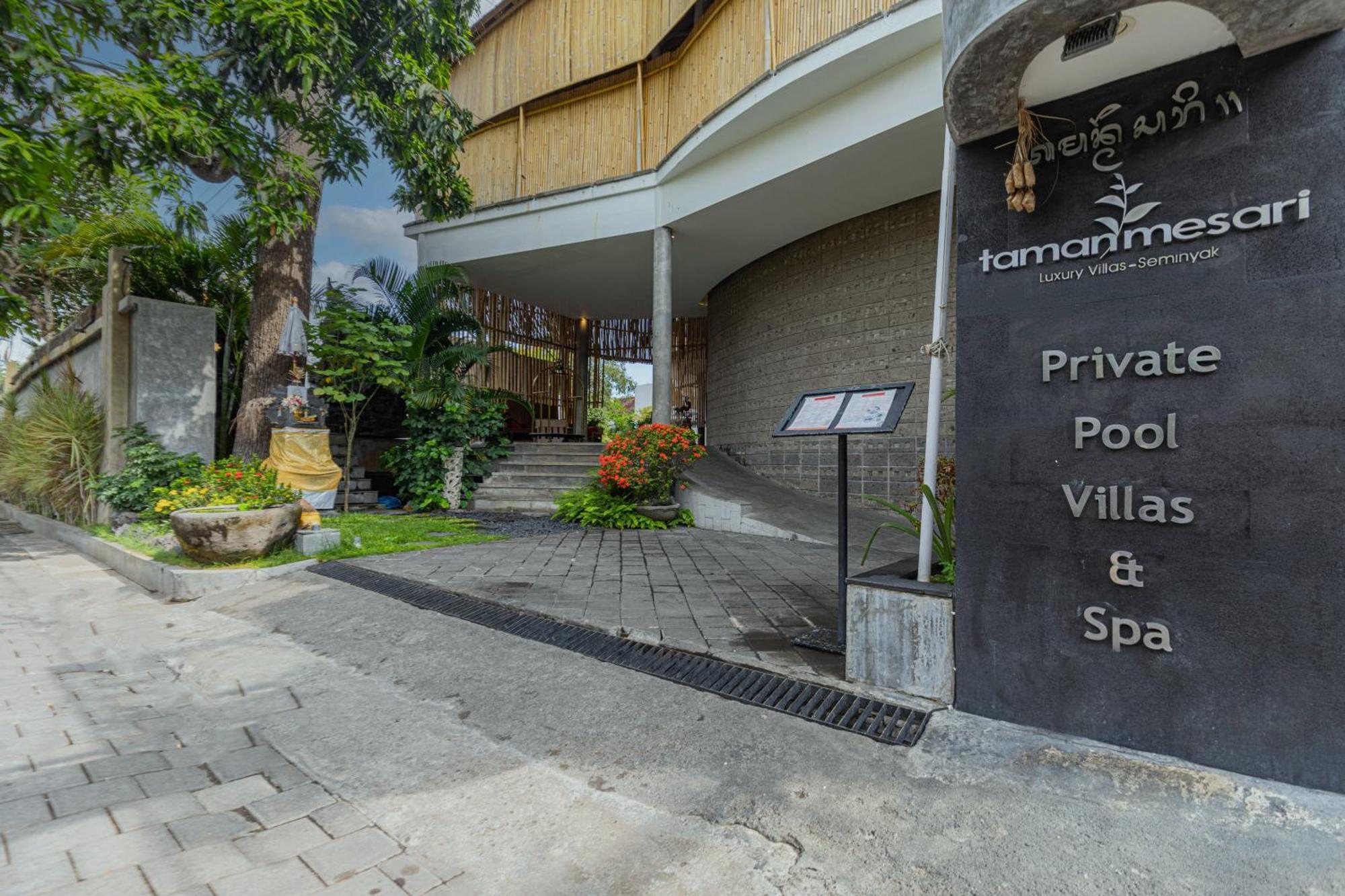 Taman Mesari Luxury Villas-seminyak Villa *