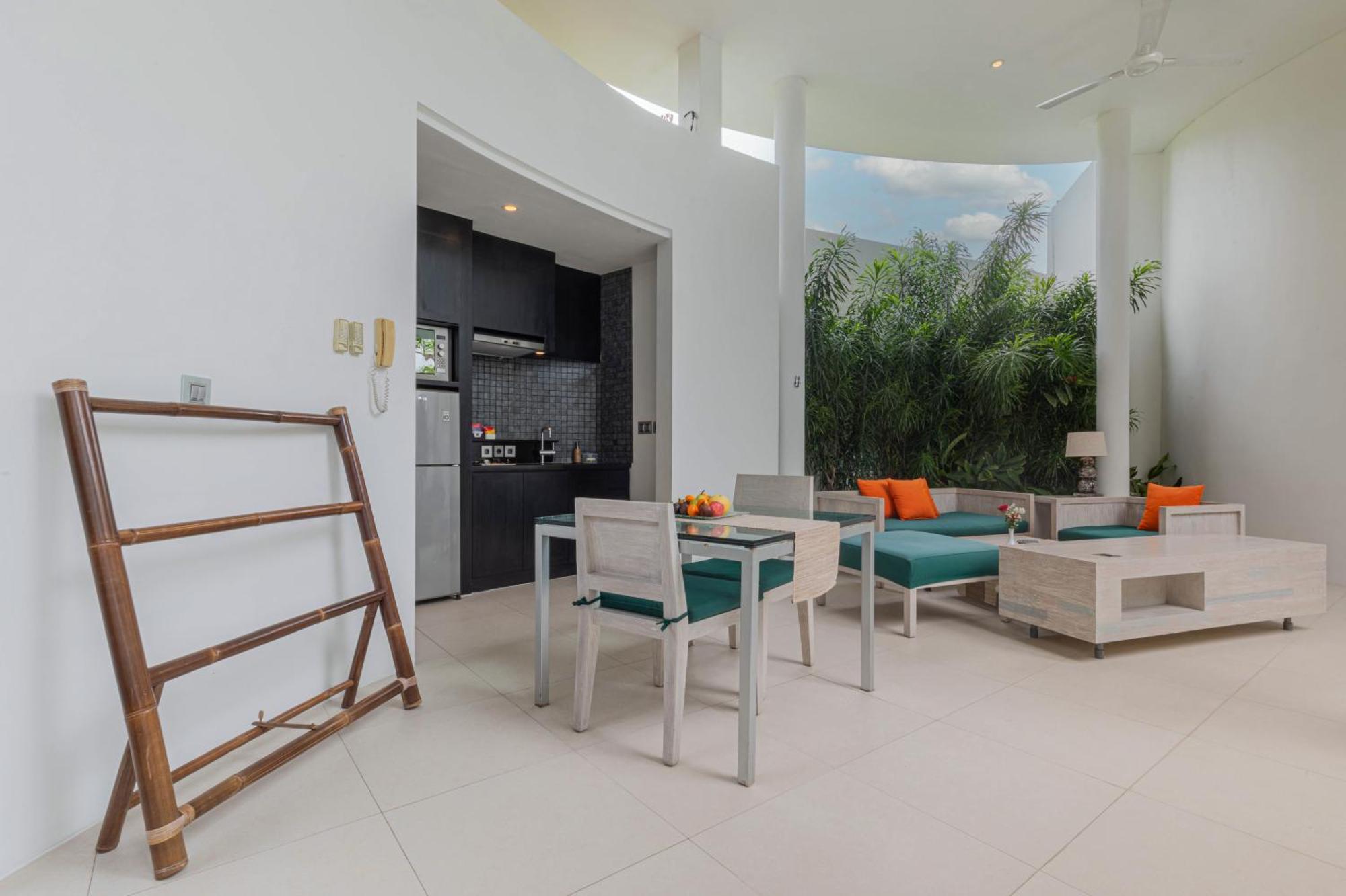 Villa Taman Mesari Luxury Villas-seminyak *